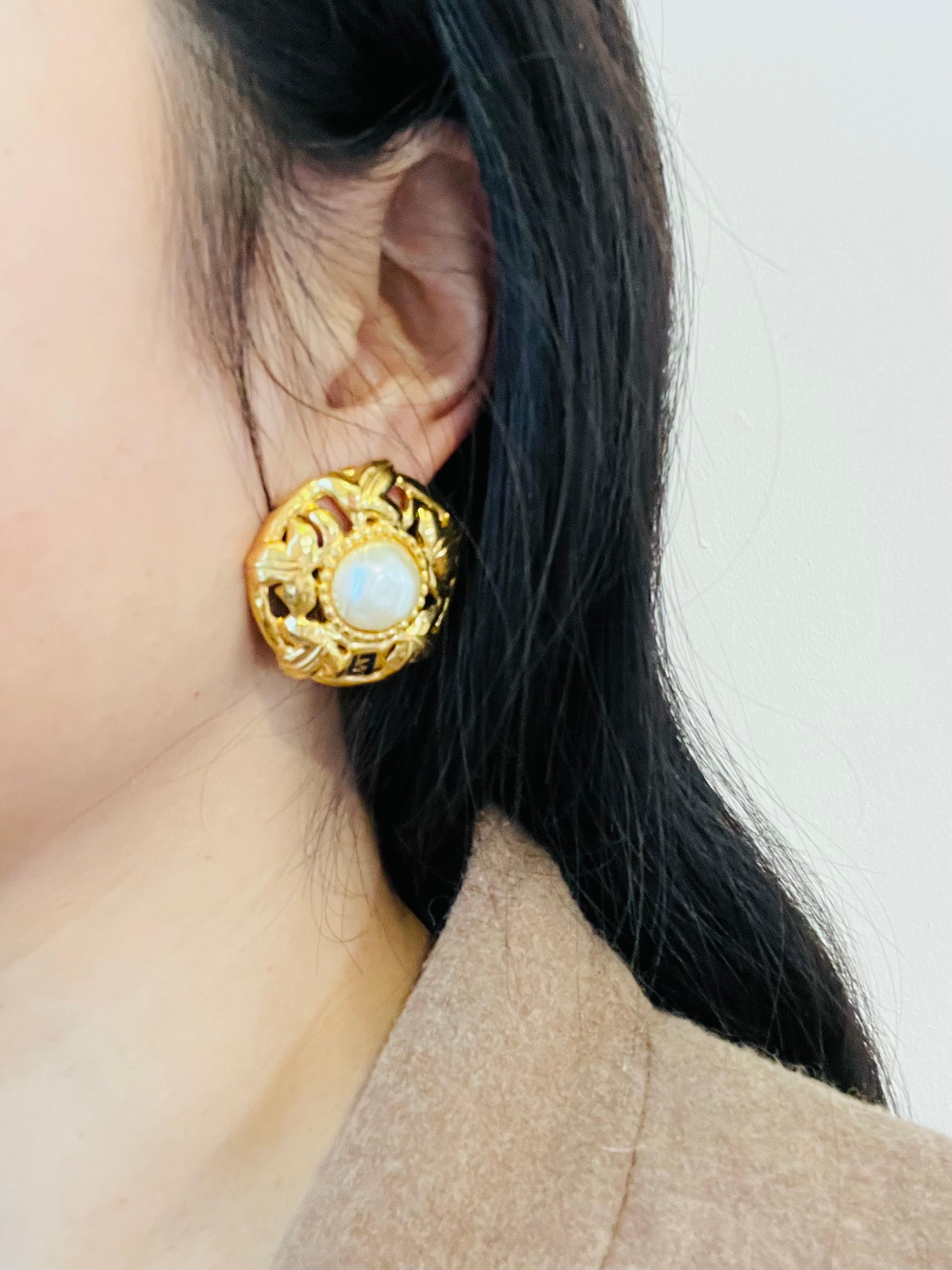 Fendi Vintage F Fendista Baroque Large Round Pearl Openwork Leaf Clip Earrings 1