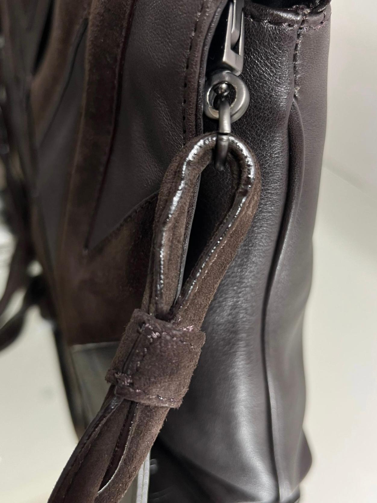 Fendi Vintage 'Fendi' Logo Leather Bag For Sale 5