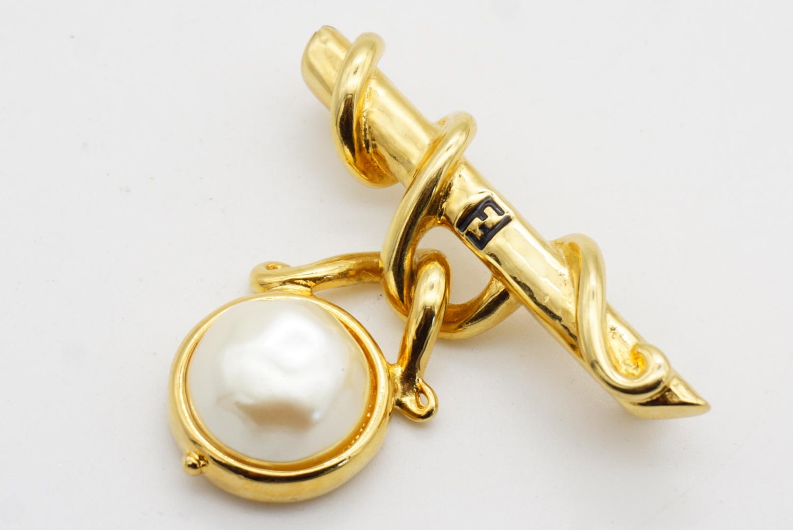 Fendi Vintage Fendista Logo Black F White Round Pearl Dangle Vine Bar Brooch For Sale 5