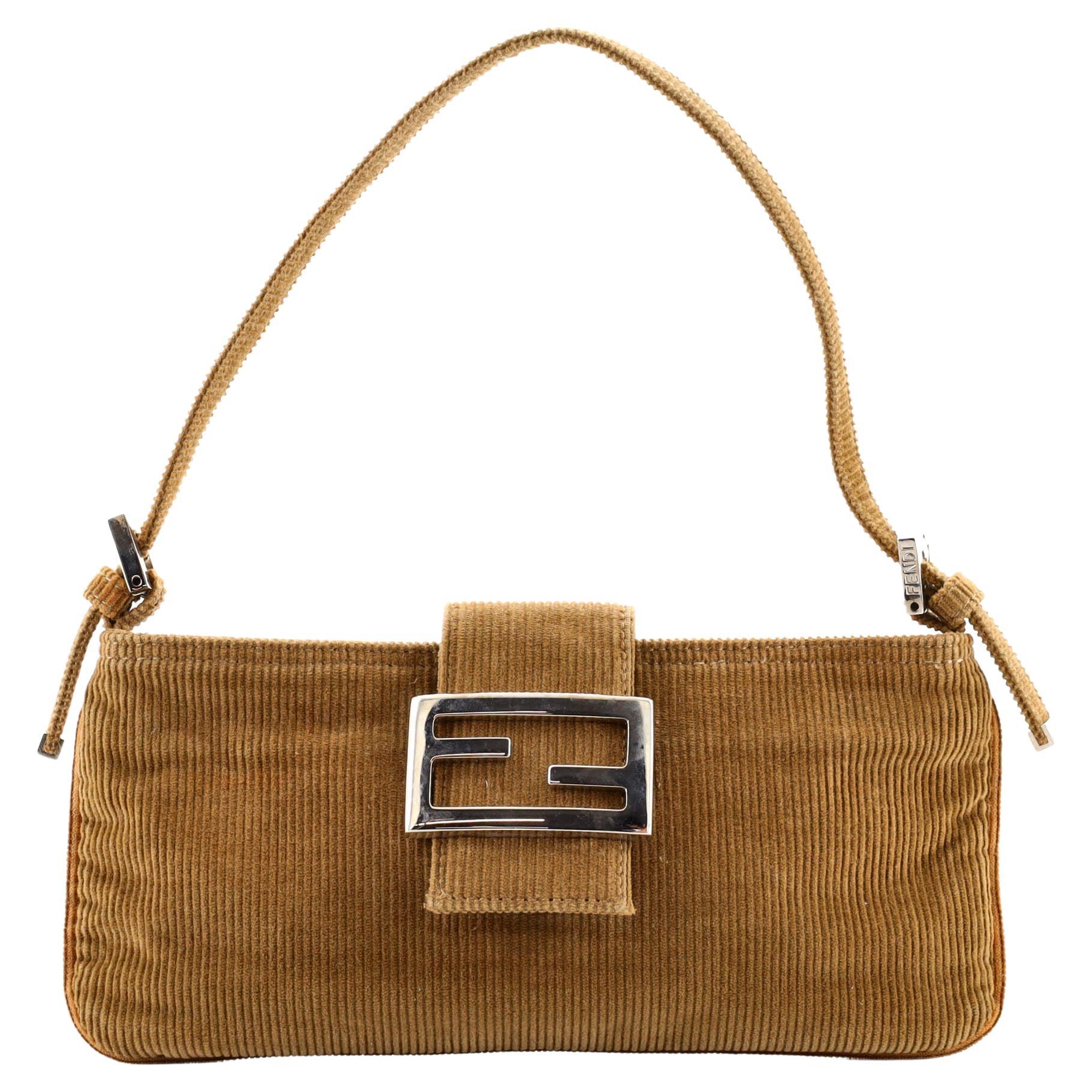 Fendi pochette classica on sale