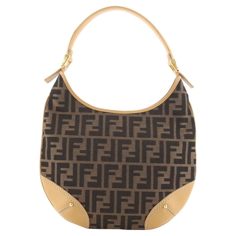 Fendi Vintage Flat Round Bag Zucca Canvas And Leather Small At 1Stdibs |  Fendi Round Bag, Small Canvas Round Tote