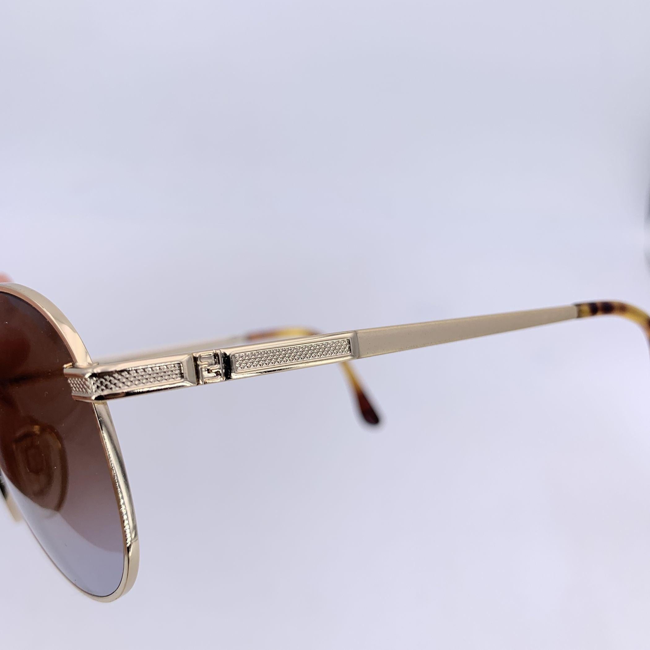 Fendi Vintage Gold Metal Sunglasses VL 7007 51/19 140mm In Excellent Condition For Sale In Rome, Rome