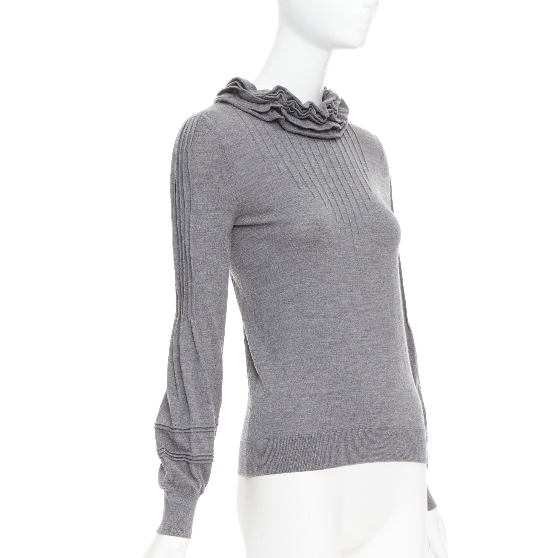 Gray FENDI Vintage grey extrafine wool ruffle collar pleated sweater IT40 S For Sale
