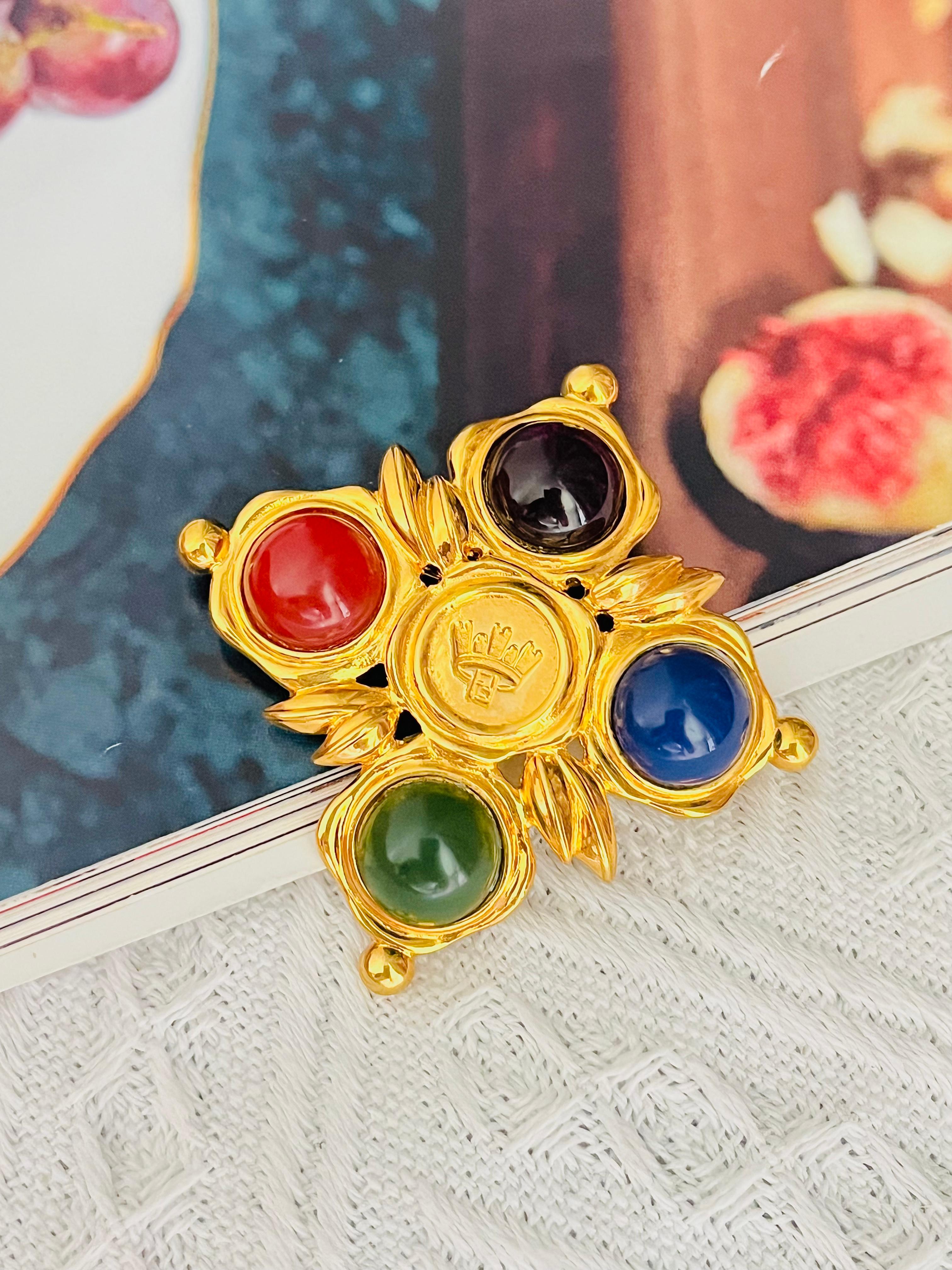 Fendi Vintage Gripoix Logo F Crown Crest Maltese Cross Cabochon Chunky Broche Art Decó en venta