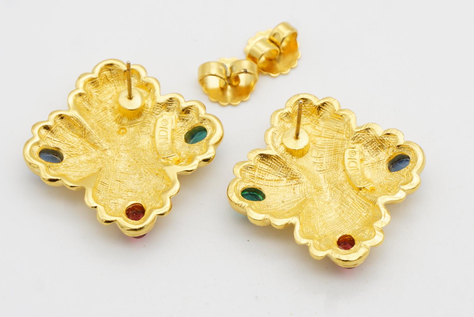 Fendi Vintage Gripoix Logo F Rubin Smaragd Lapis Crest Malteserkreuz Ohrringe im Angebot 10