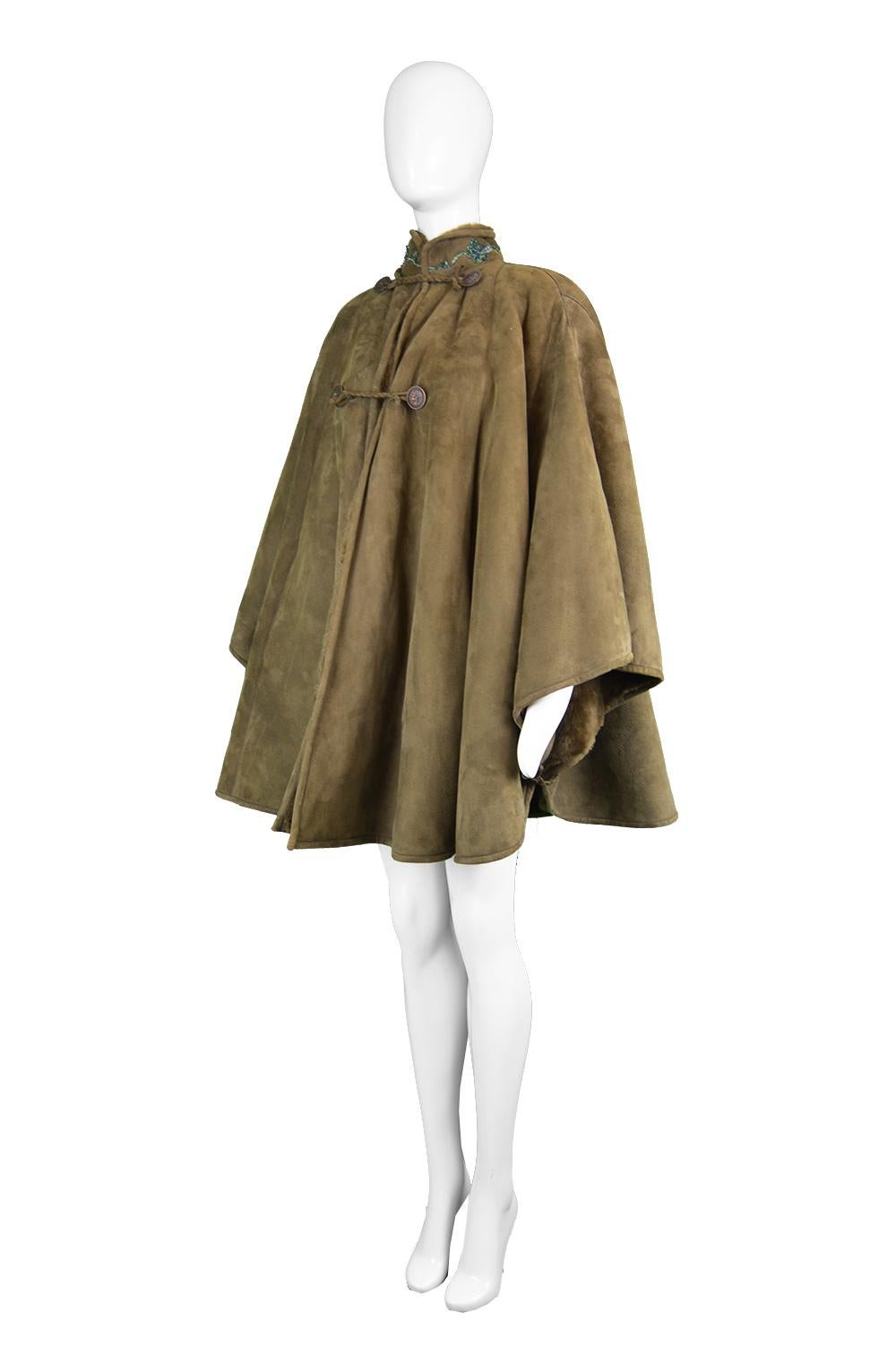 Fendi Vintage Huge Brown Shearling Sheepskin Suede Cape Coat, 1980s In Excellent Condition In Doncaster, South Yorkshire