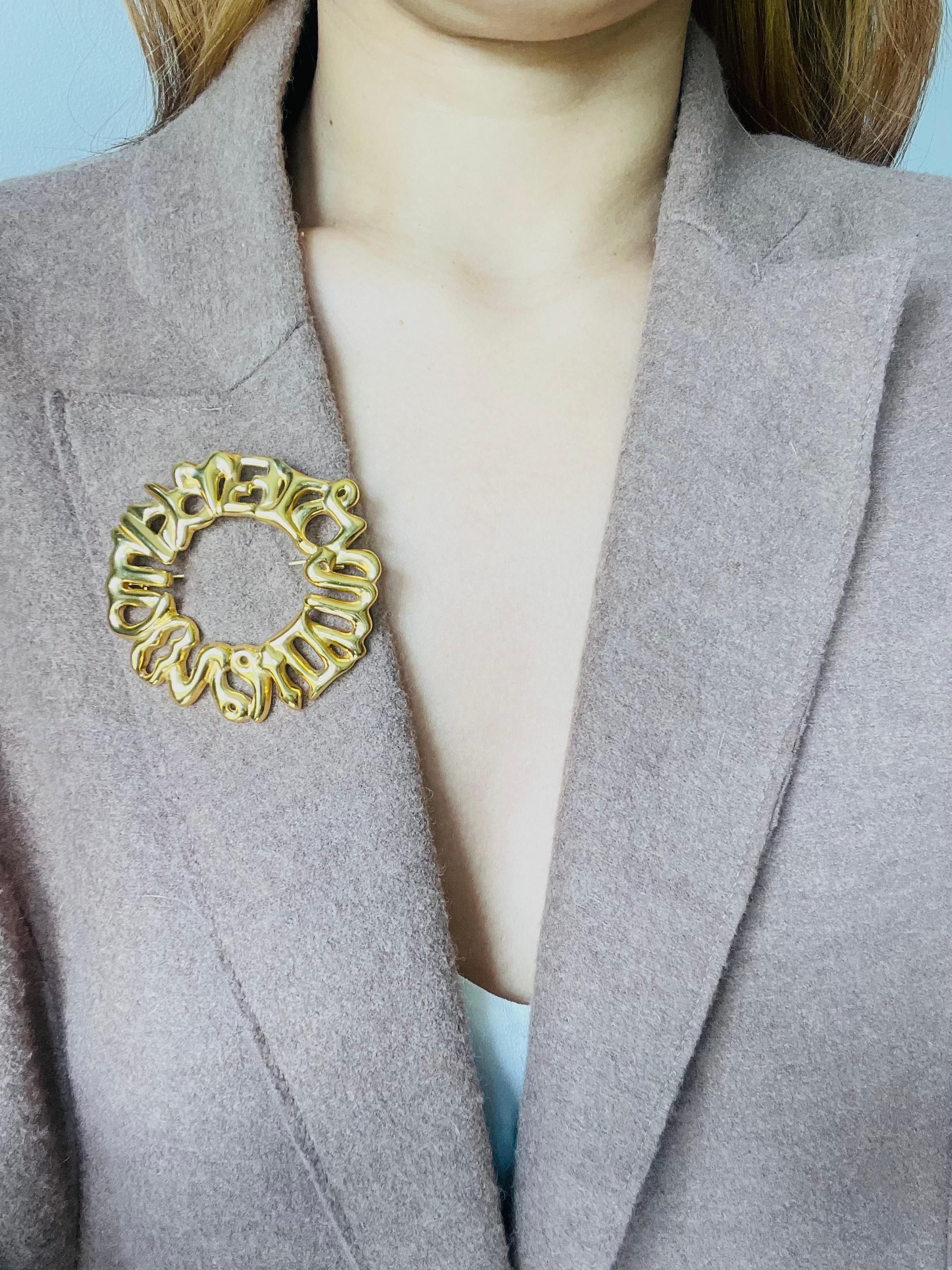 Women's or Men's Fendi Vintage Large Fendista Logo F Zodiac Astrological Wreath Wheel Gold Brooch For Sale