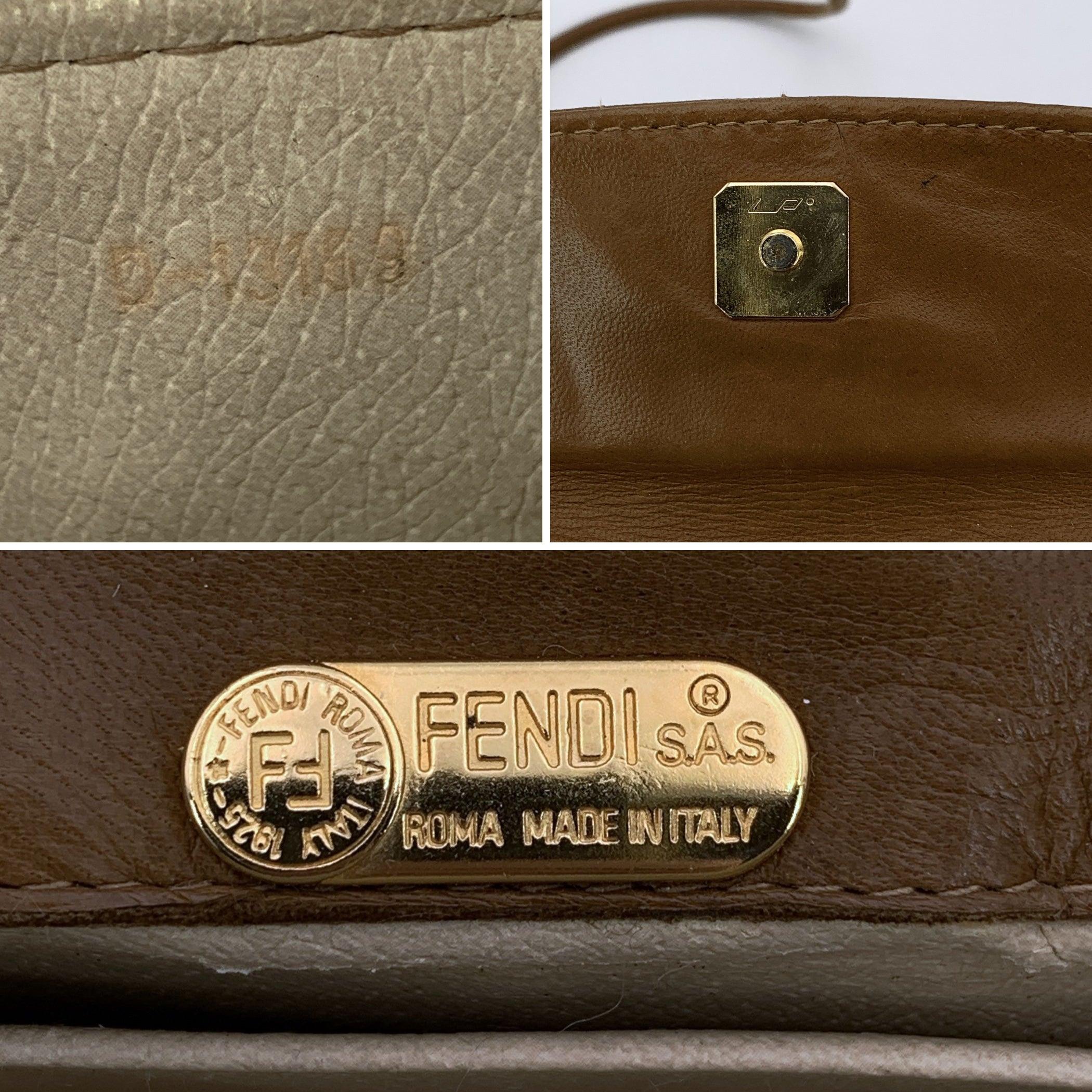 Fendi Vintage Light Brown Gestepptes Leder Janus Kleine Umhängetasche Damen