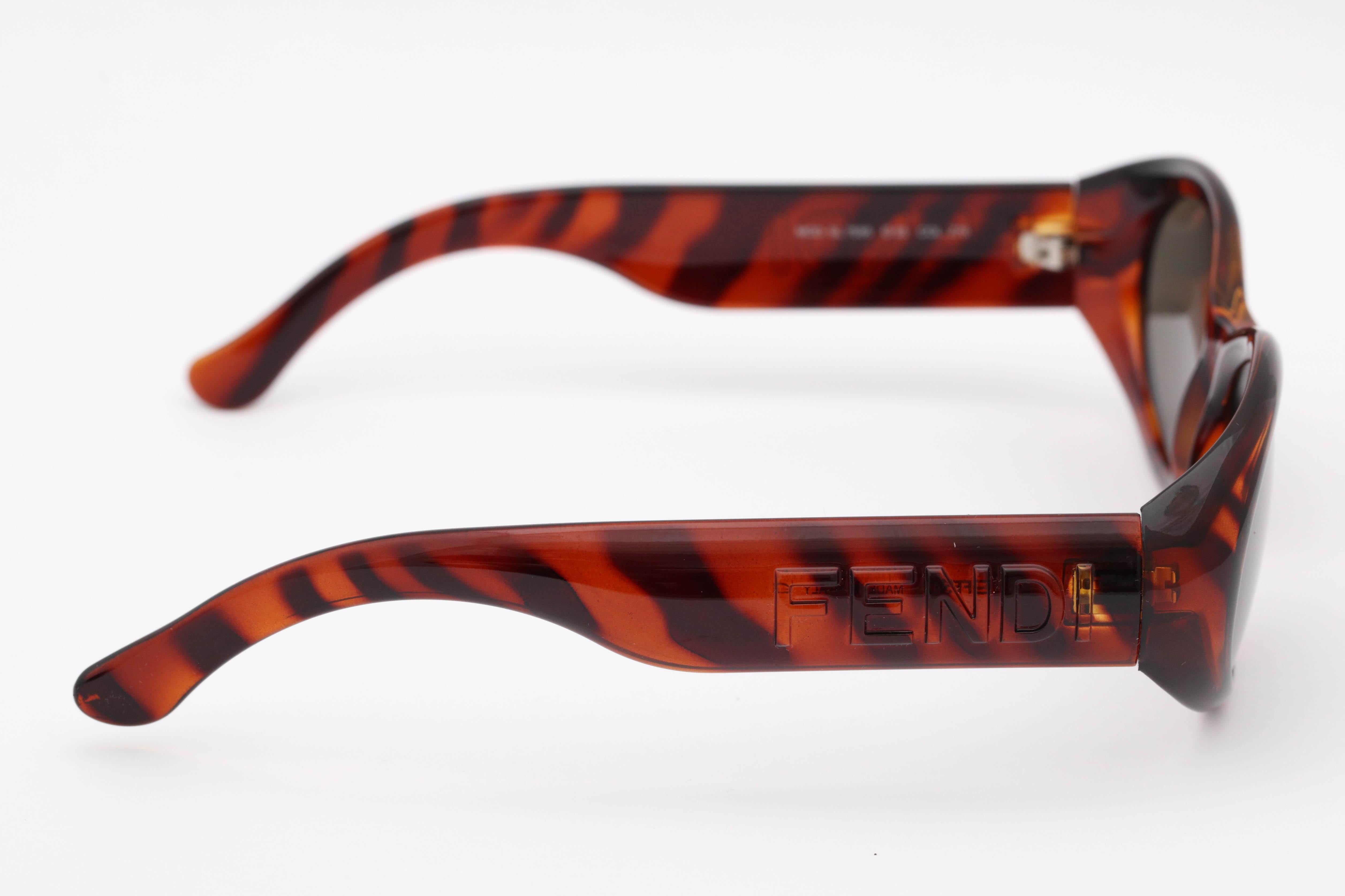 Fendi Vintage Logo Sunglasses  For Sale 1