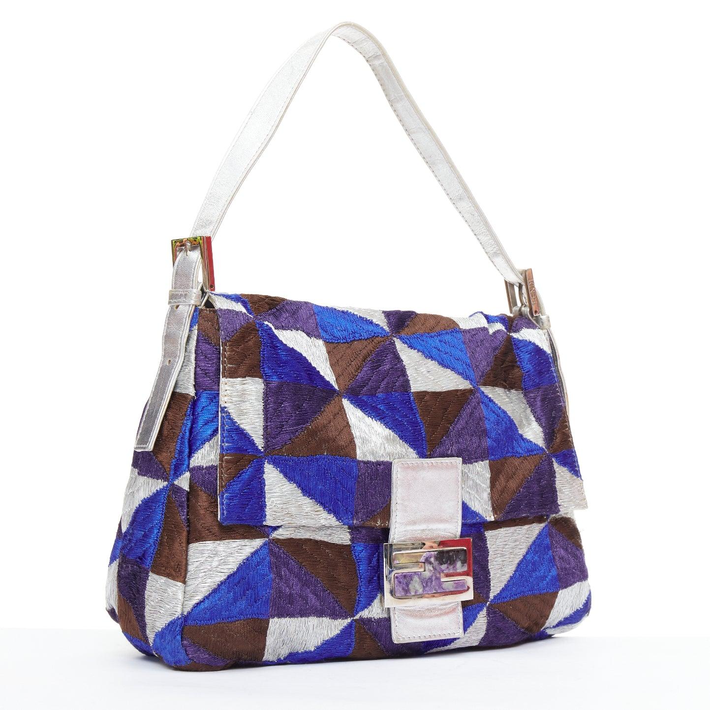 FENDI Vintage Mamma Baguette Umhängetasche aus blauem, silbernem und lila Stoff (Violett) im Angebot