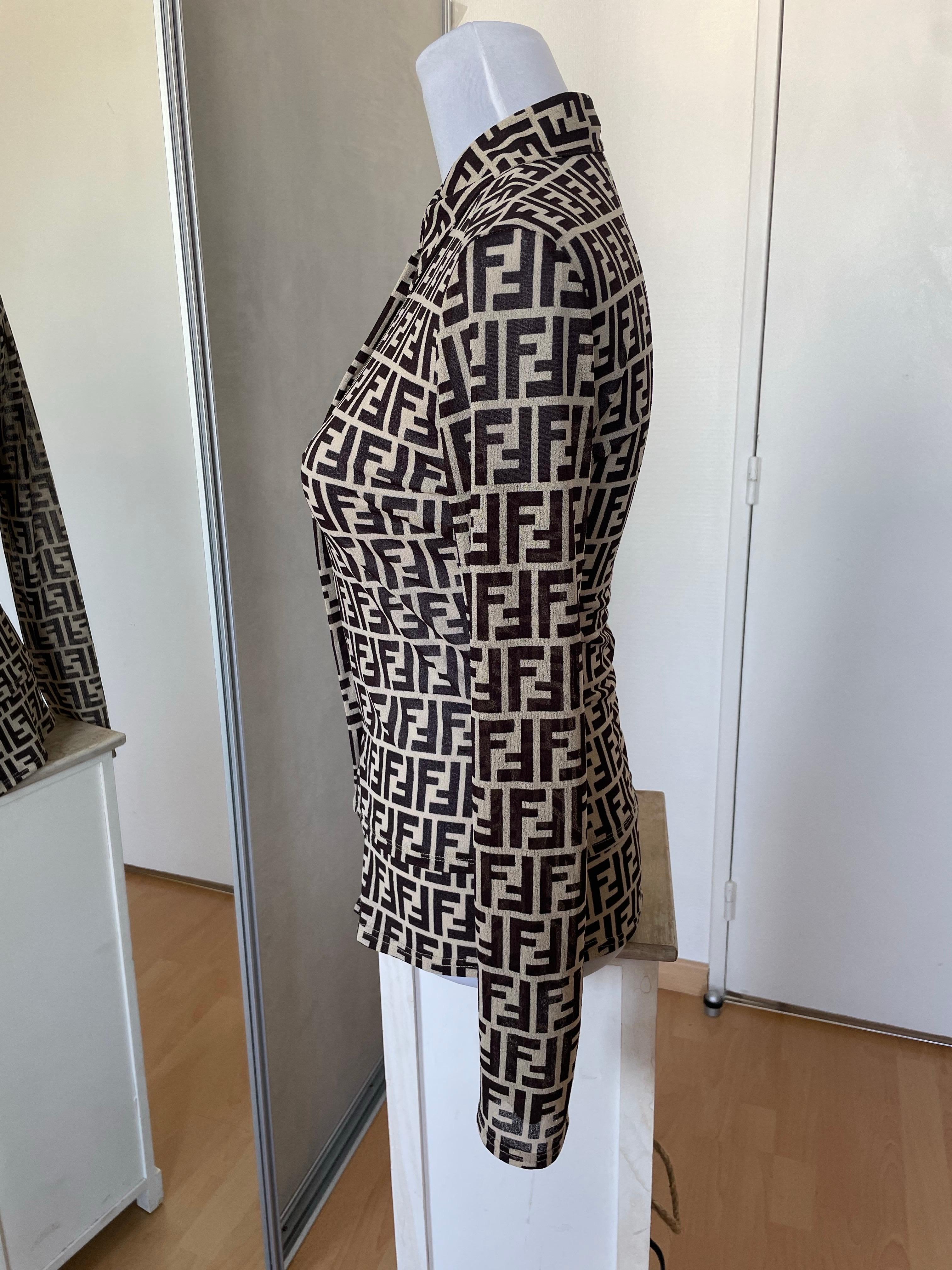 Donna Camicetta Monogram Fendi Vintage. in vendita