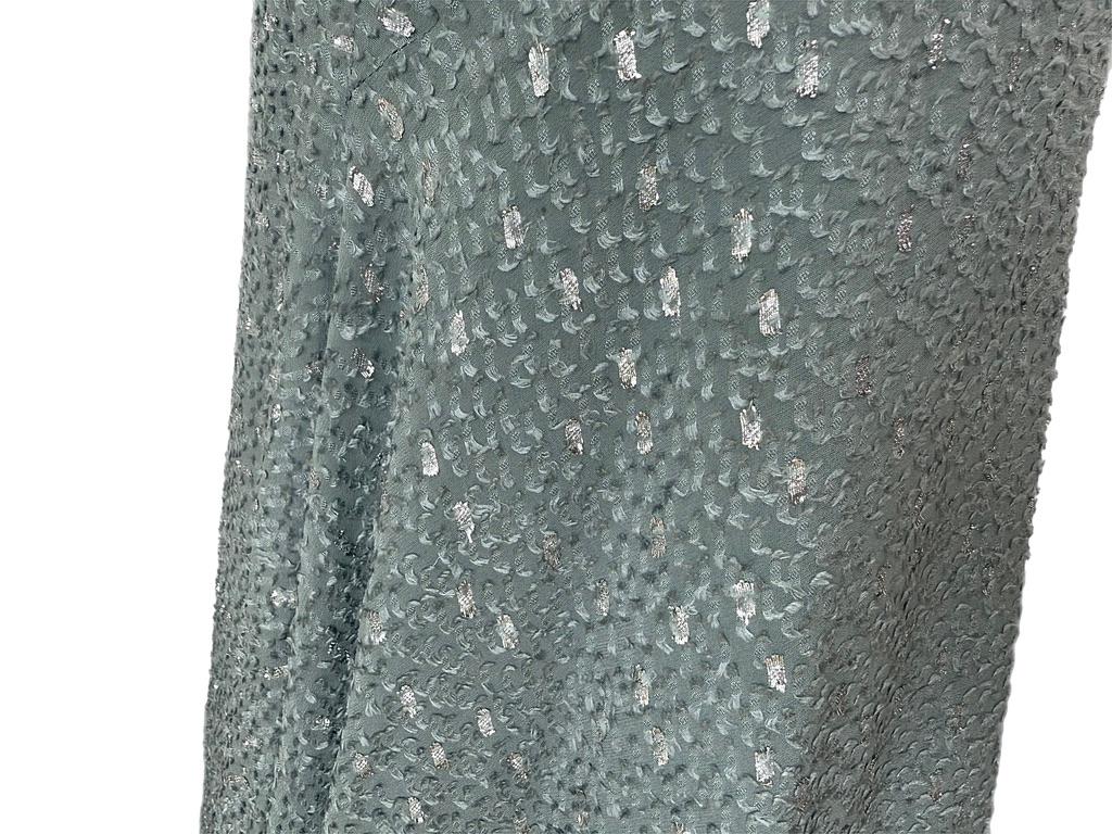 FENDI Vintage Sample Abendkleid Dusty Powder Blue m. Silberner Faden Maxikleid im Angebot 5