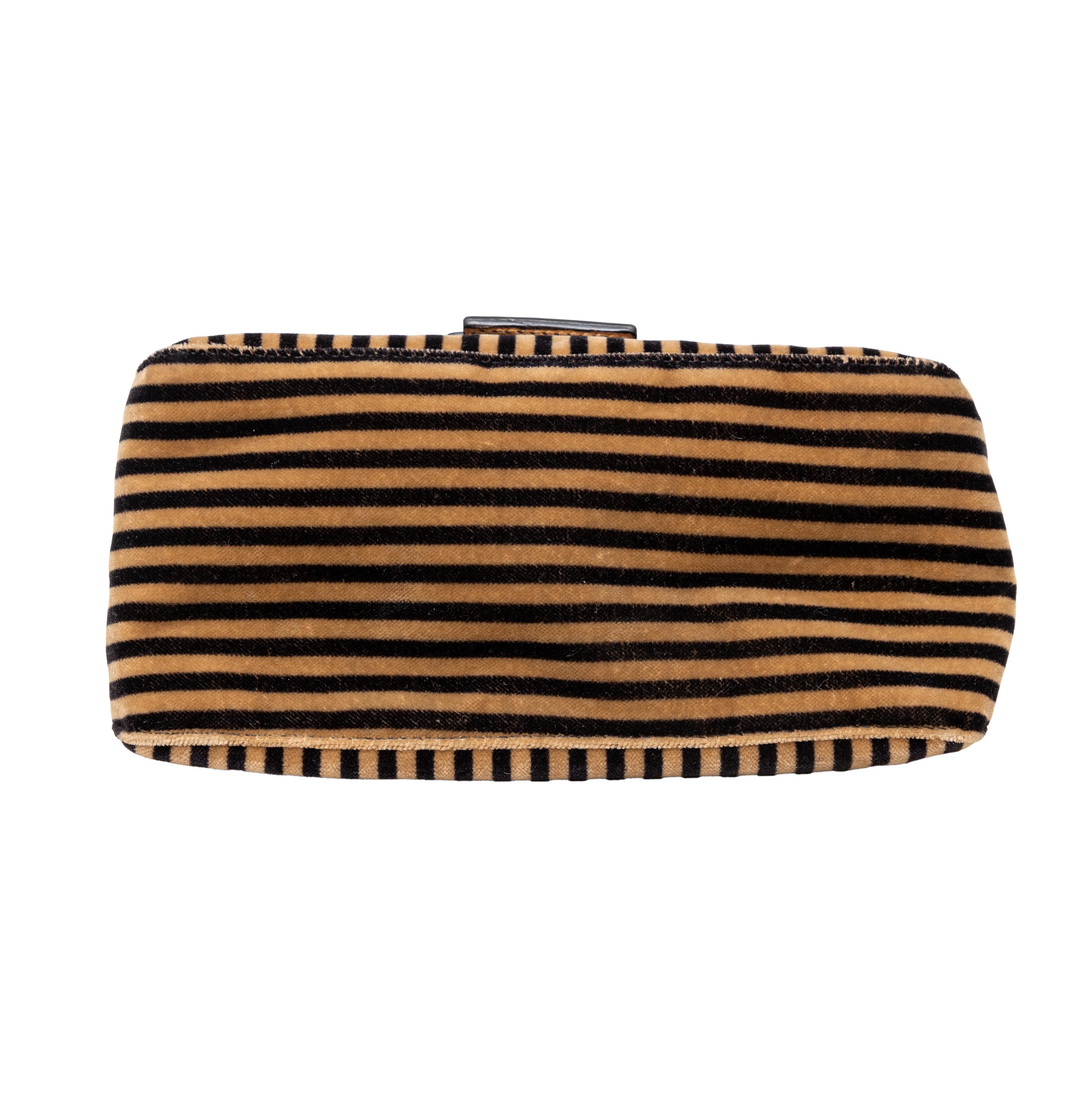 Fendi Vintage Velvet Baguette - '00s 4