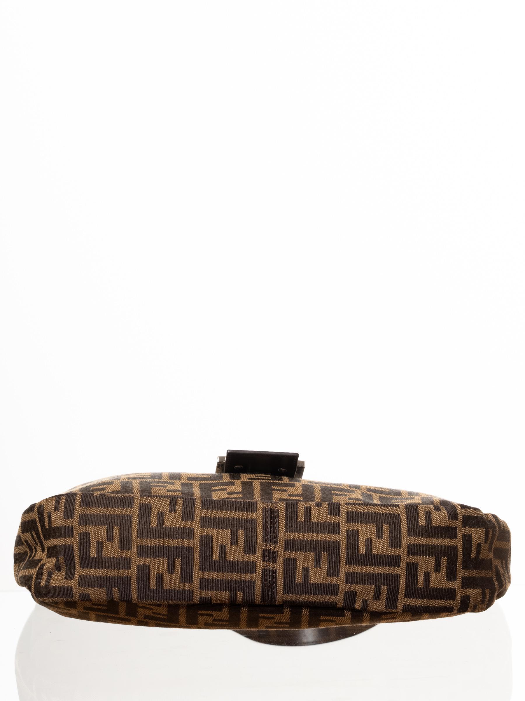 fendi croissant bag vintage
