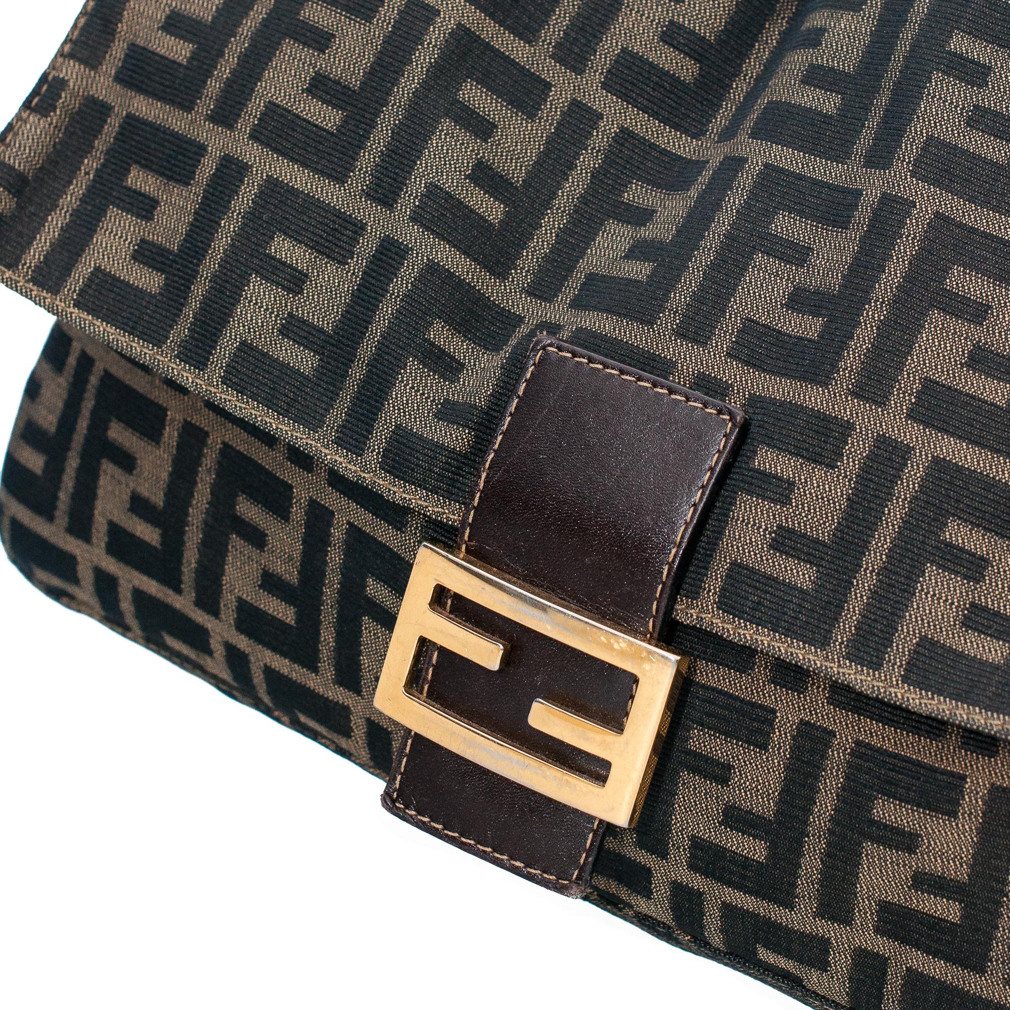 Fendi Vintage Zucca Canvas and Calfskin Leather Mama Baguette Shoulder Bag In Good Condition In London, GB