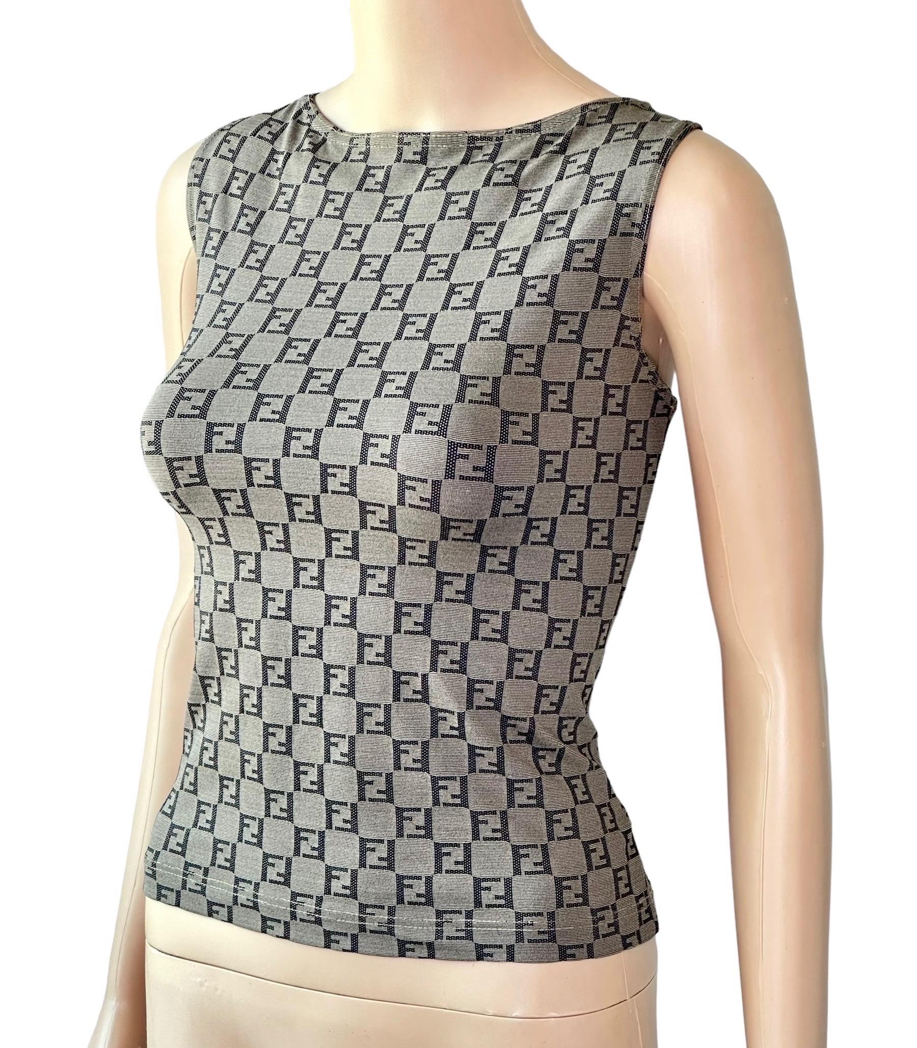 Fendi Vintage Zucca Logo Monogram Print Crop Top In condizioni buone in vendita a Naples, FL