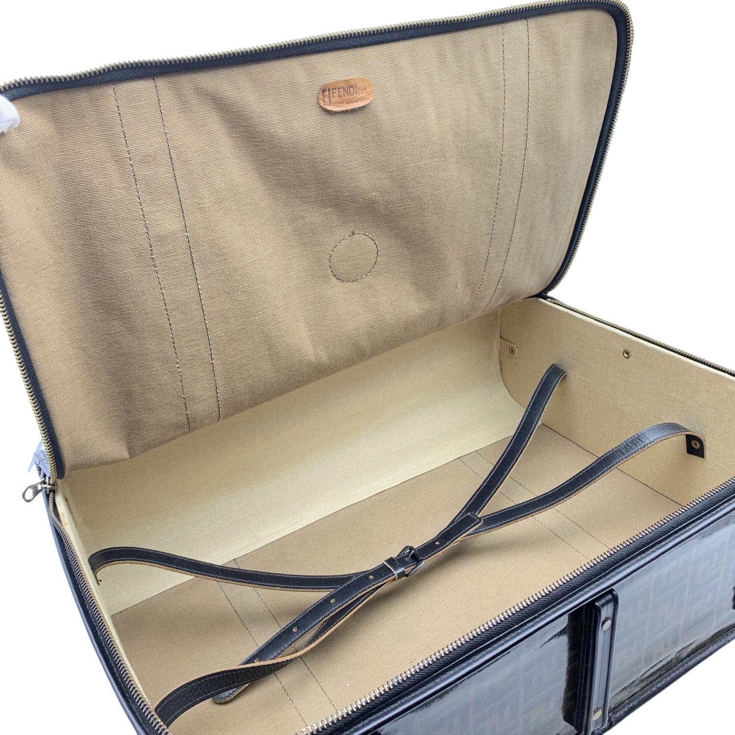 Fendi Vintage Zucca Monogram Vinyl Canvas Travel Bag Suitcase In Good Condition For Sale In Rome, Rome