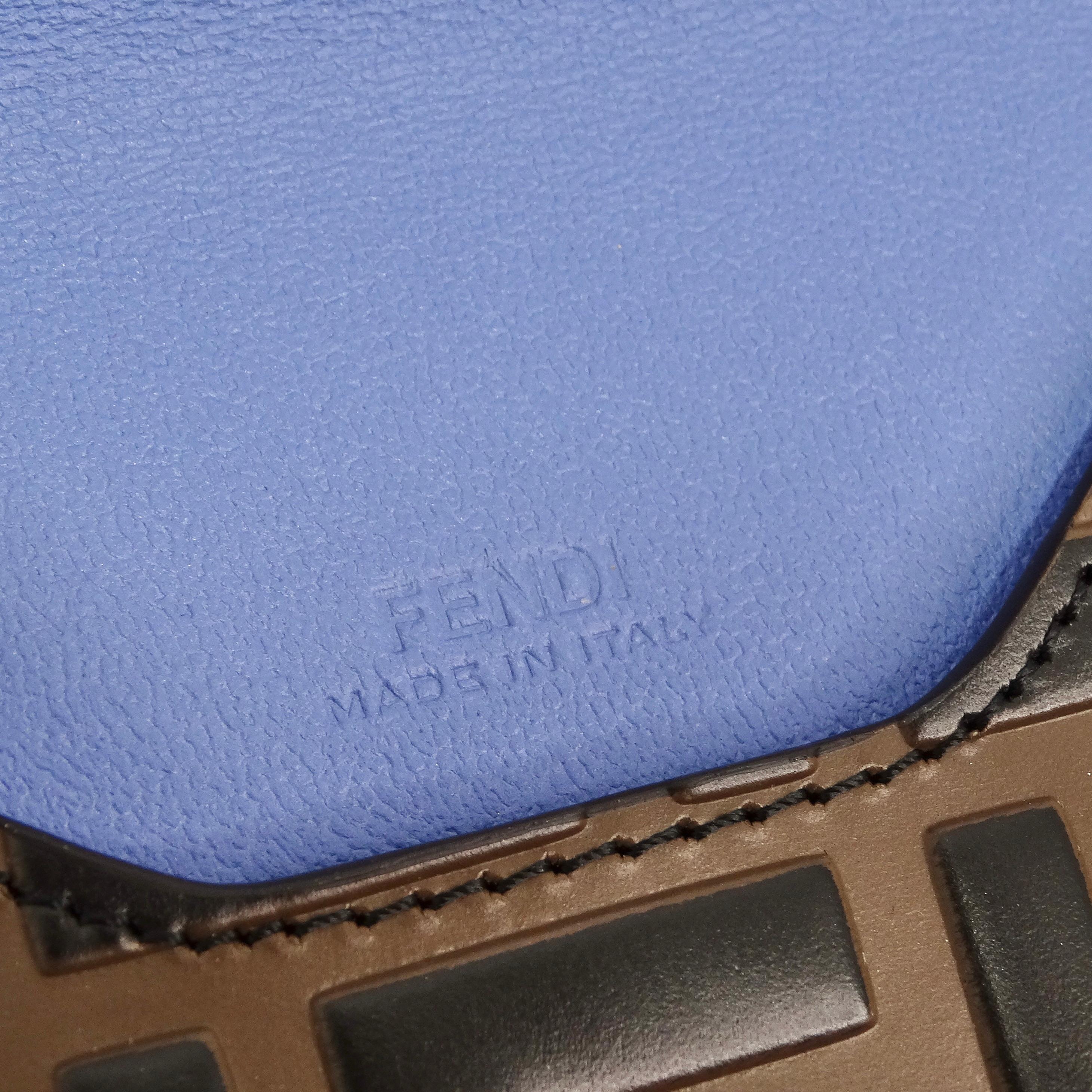 Fendi Vitello Cruise Bi-Color Embossed Flat Envelope Pouch For Sale 2