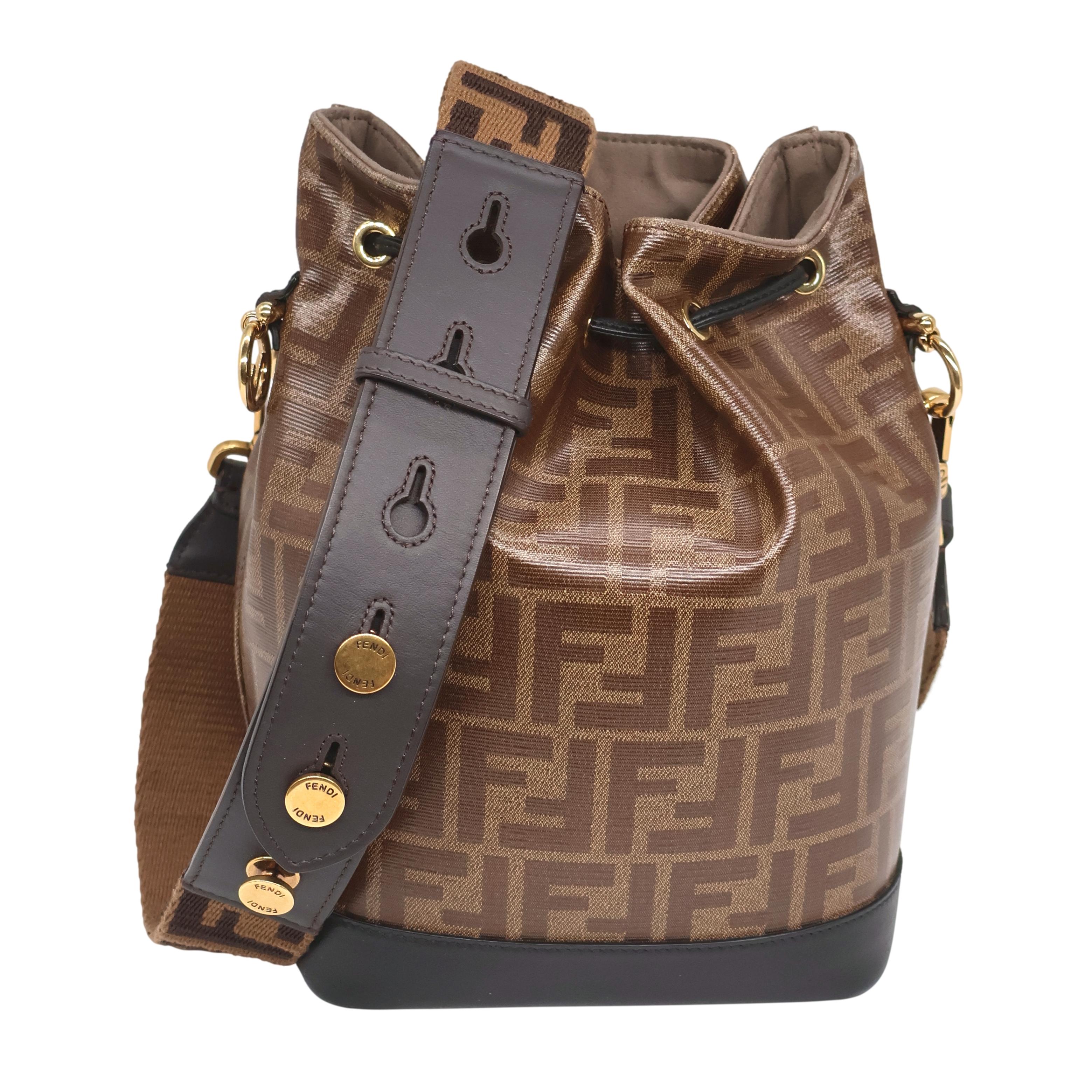 Women's or Men's Fendi Vitello Grace 1974 Monogram Zucca Grande Mon Tresor Bucket Bag, 2020. For Sale