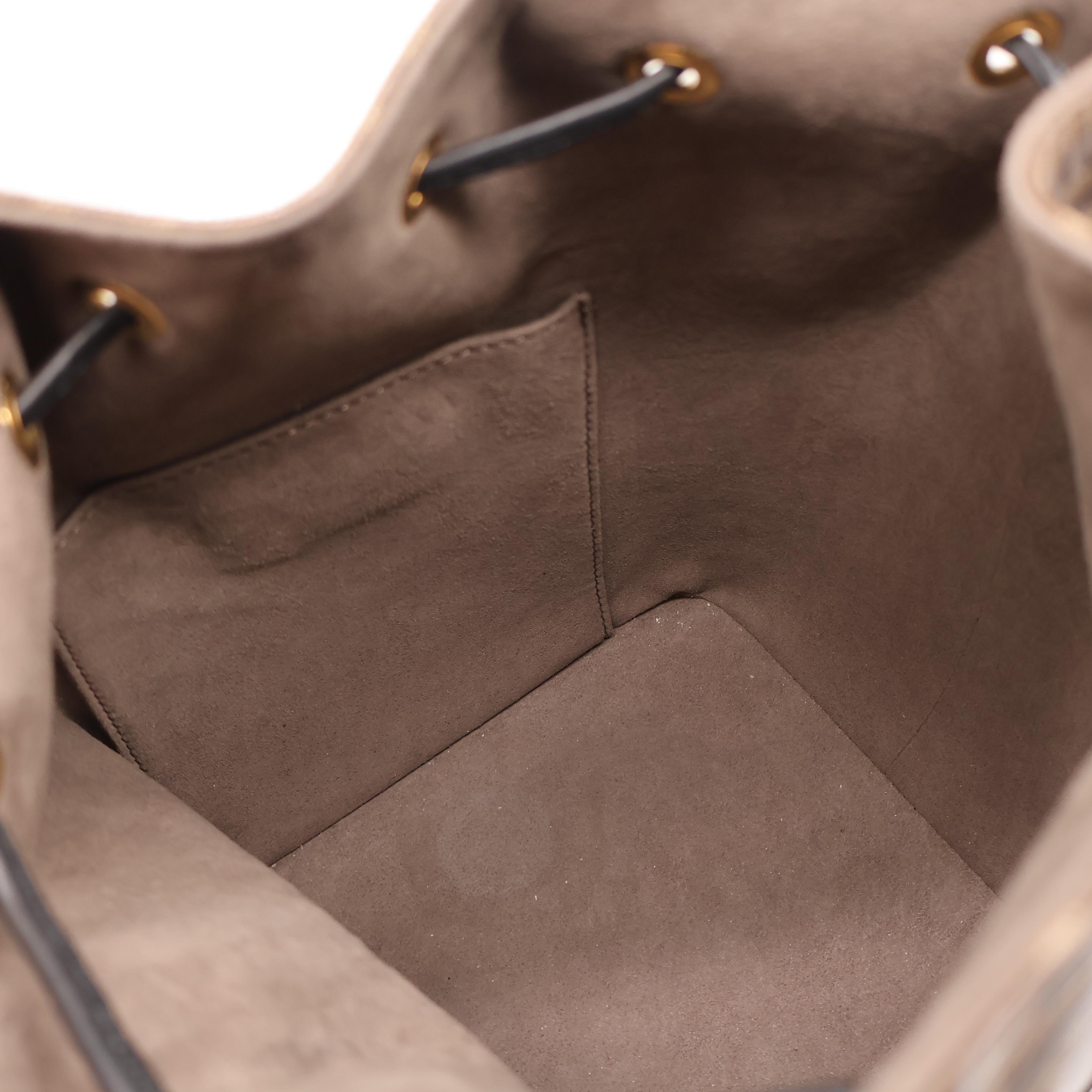 Fendi Vitello Grace 1974 Monogram Zucca Grande Mon Tresor Bucket Bag, 2020. For Sale 3