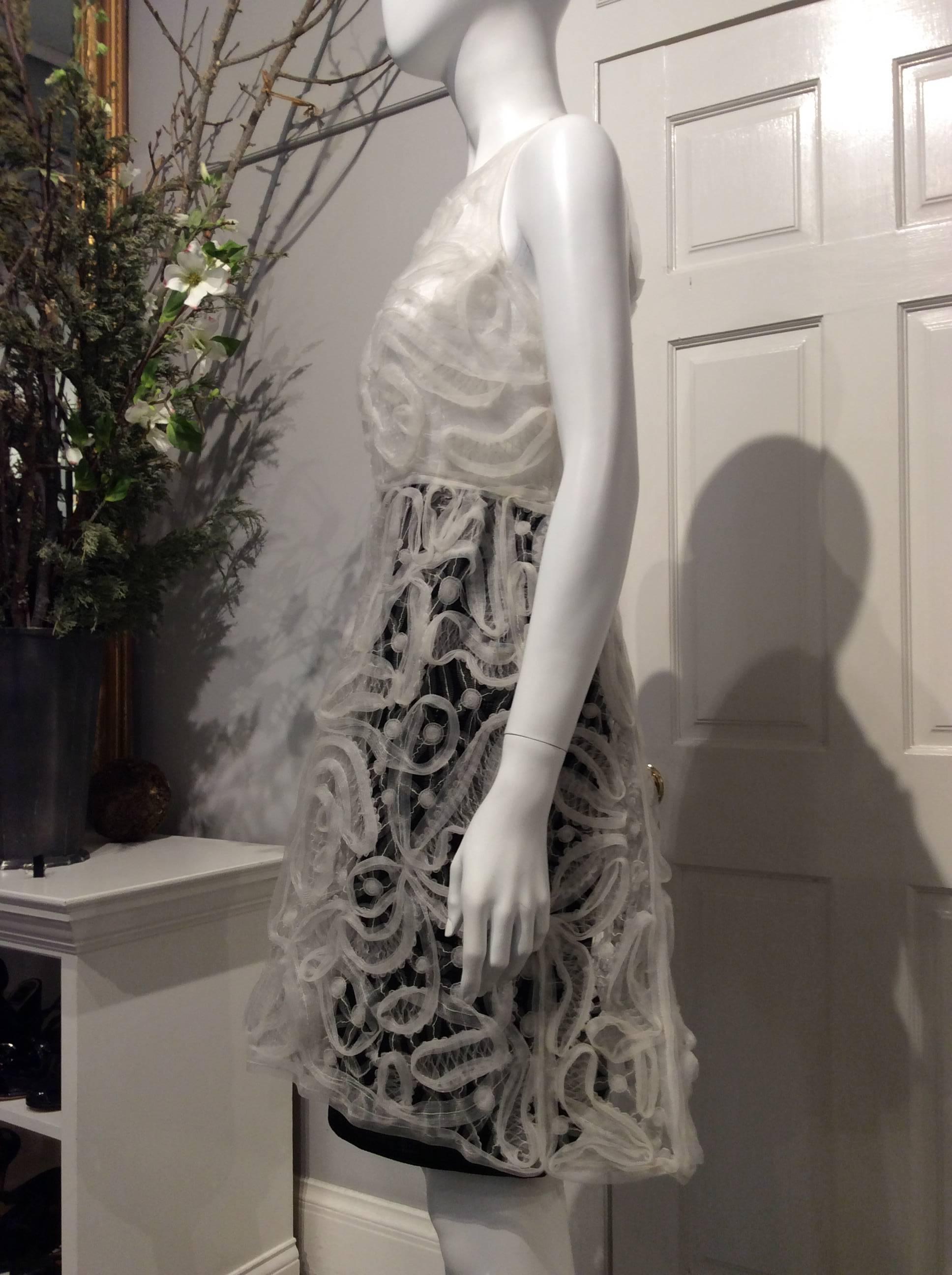 Gray Fendi White And Black Dress With Nylon Ribbon Embellishment Sz42 (Us 4) For Sale