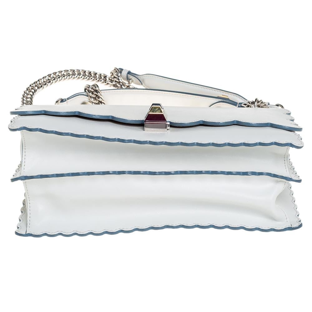 Fendi White Leather Kan I Scalloped Crossbody Bag In Good Condition In Dubai, Al Qouz 2