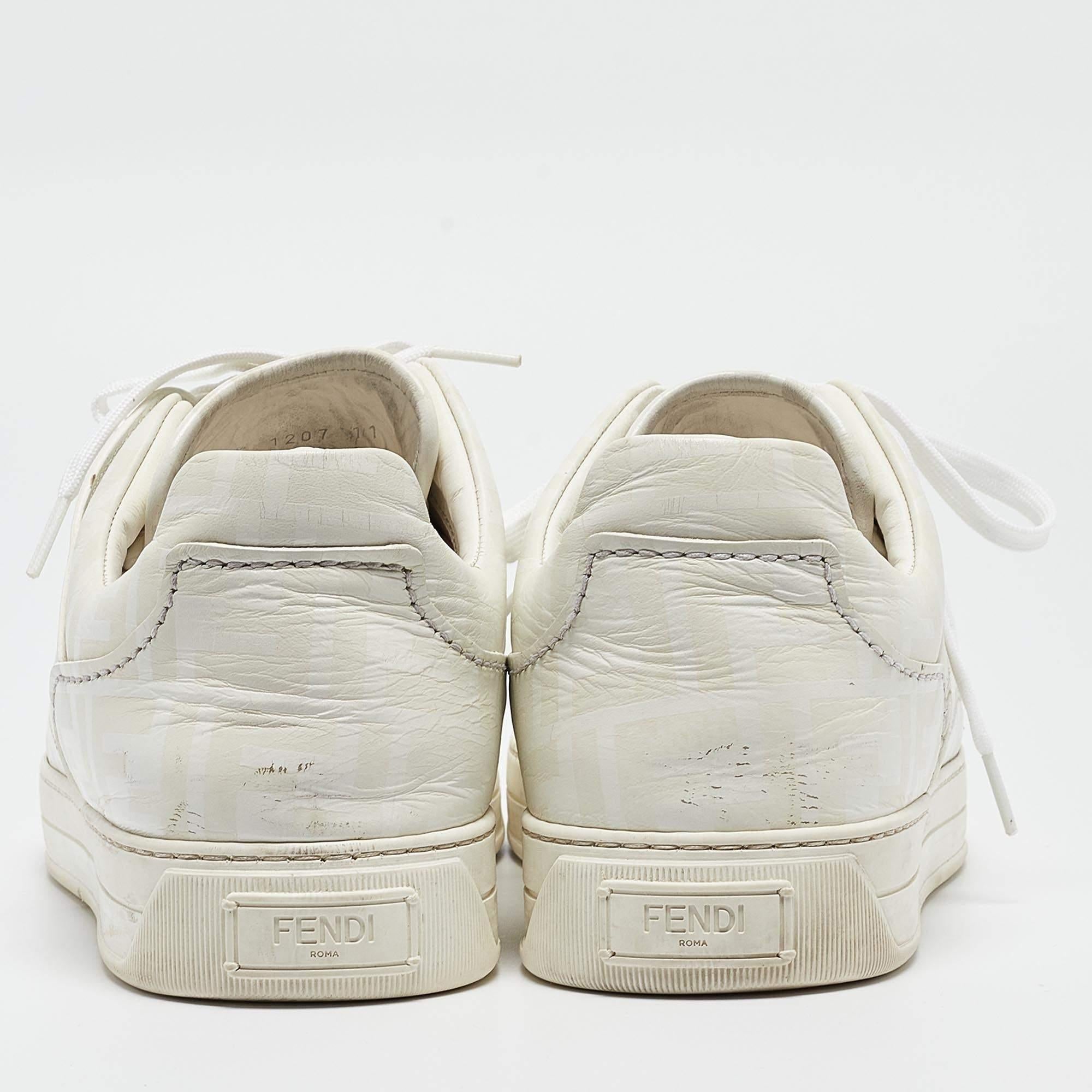 Fendi Weiße Low Top-Sneakers aus Leder mit Logodruck und weißem Logodruck Größe 45 Herren im Angebot