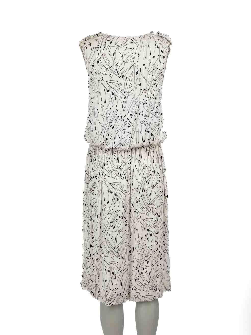 Fendi White Printed Fine Knit Midi Dress Size S In Excellent Condition For Sale In London, GB