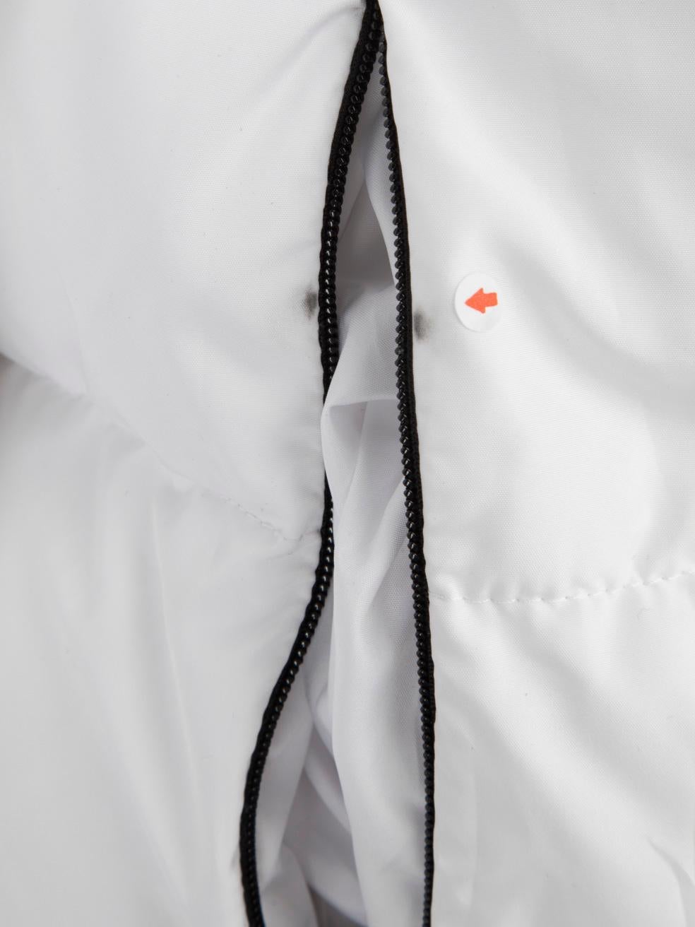 Fendi White Reversible Zucca Print Puffer Jacket Size M 4