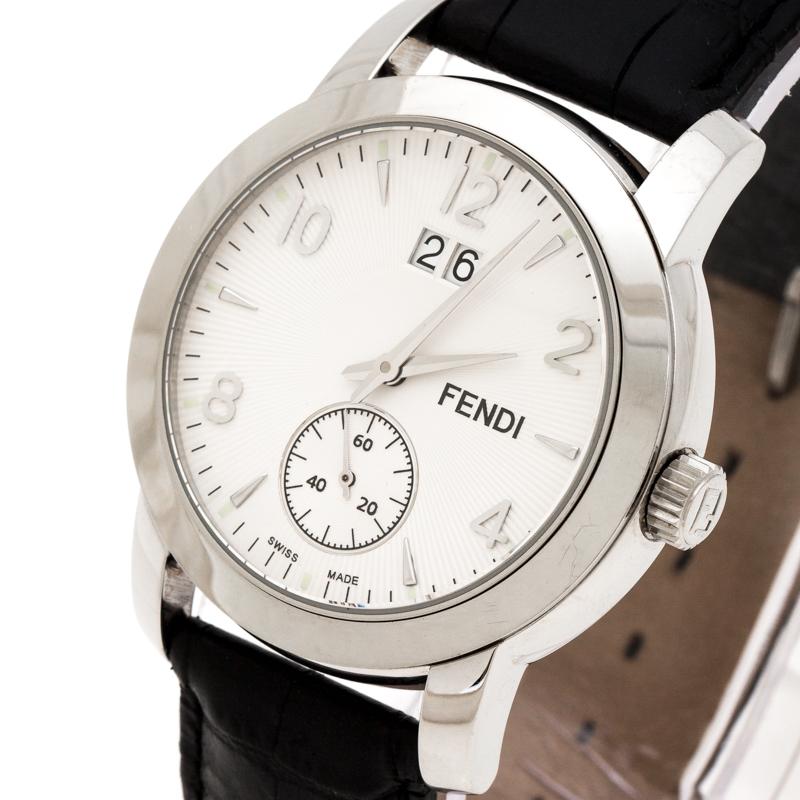 Simplicity is the ultimate sophistication and this Fendi wristwatch embodies just that! Crafted from stainless steel and leather, this marvellous watch has a case diameter of 36 mm and flaunts a classic white dial with silver hour markers, a date