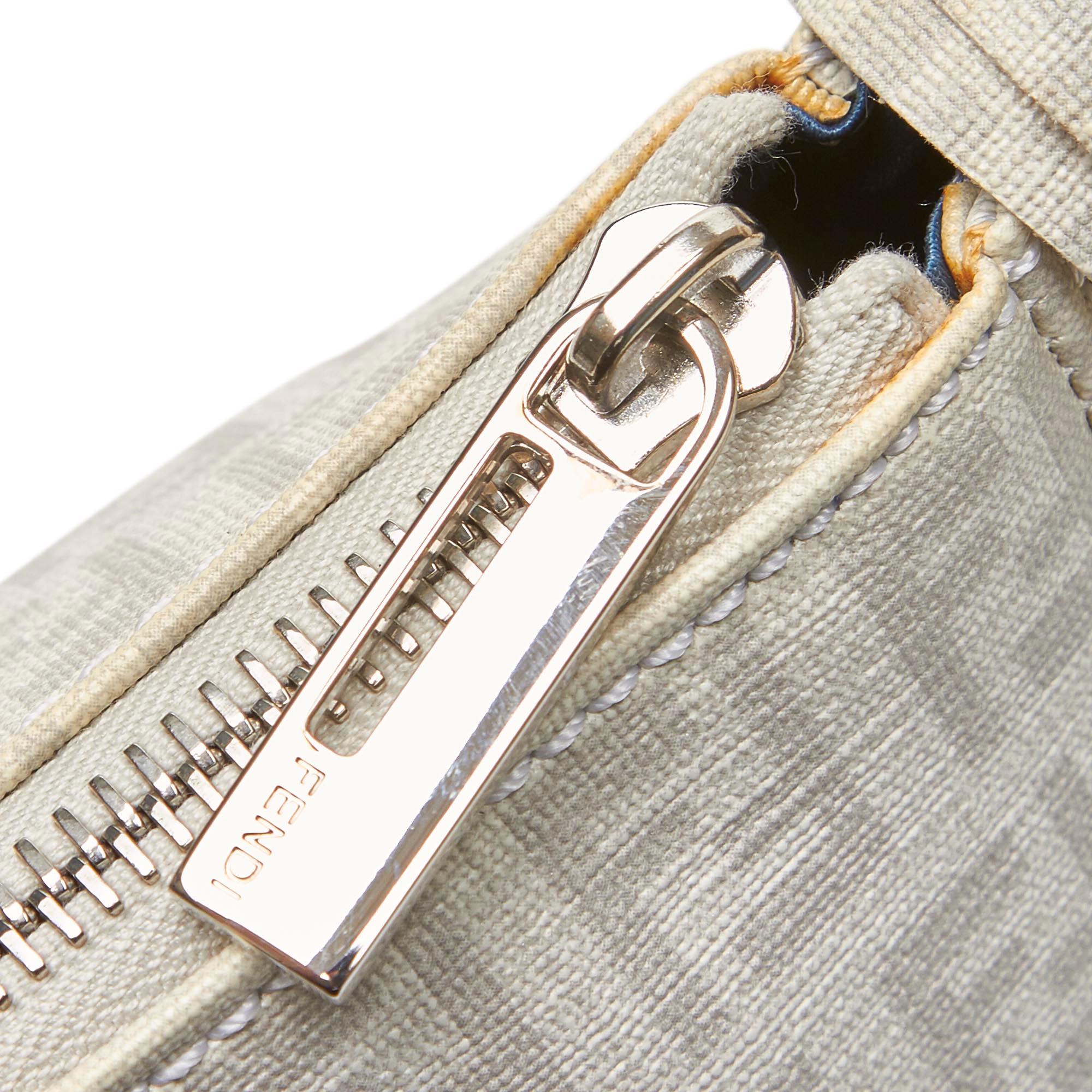 Fendi White Zucchino Canvas Baguette 3