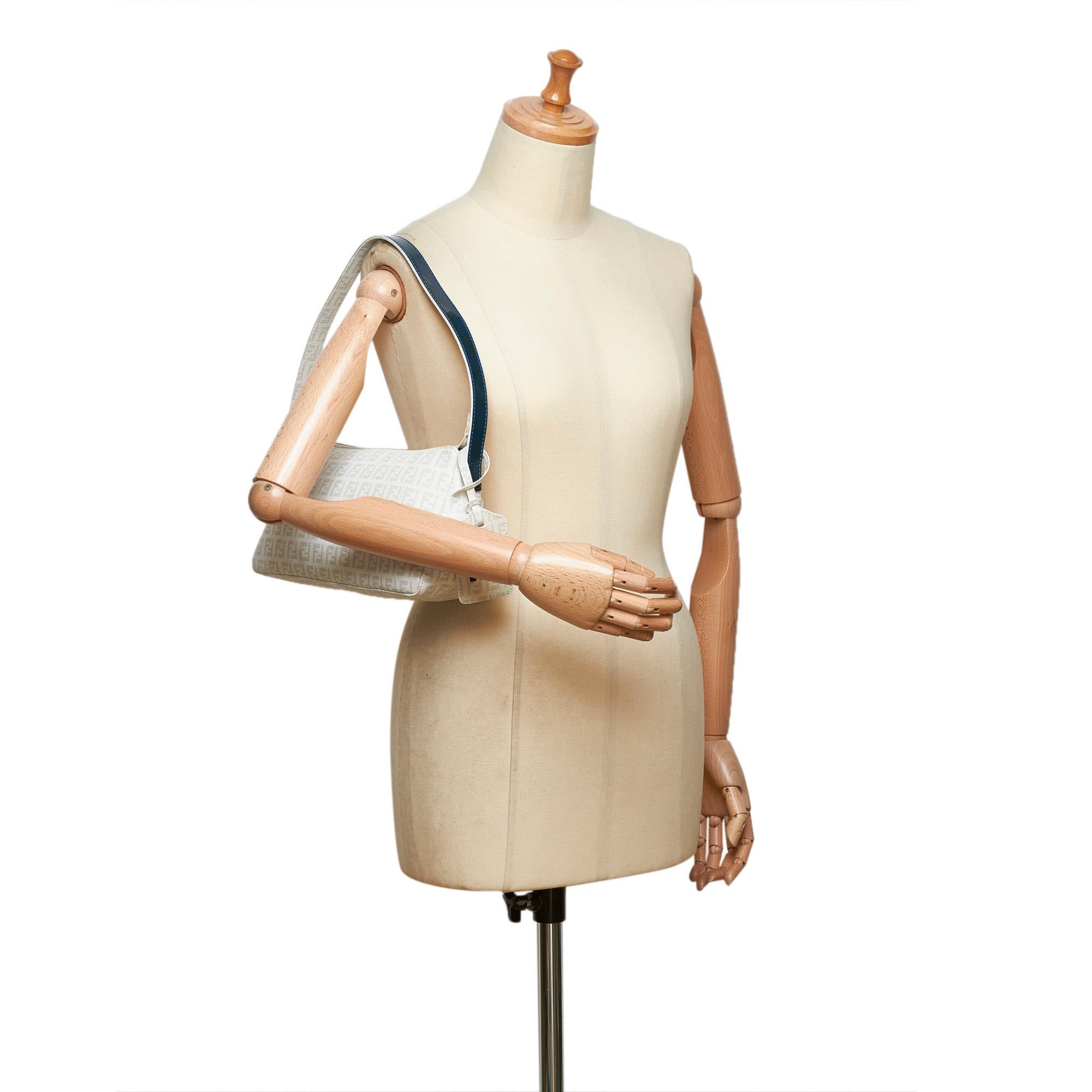 Fendi White Zucchino Canvas Baguette 4