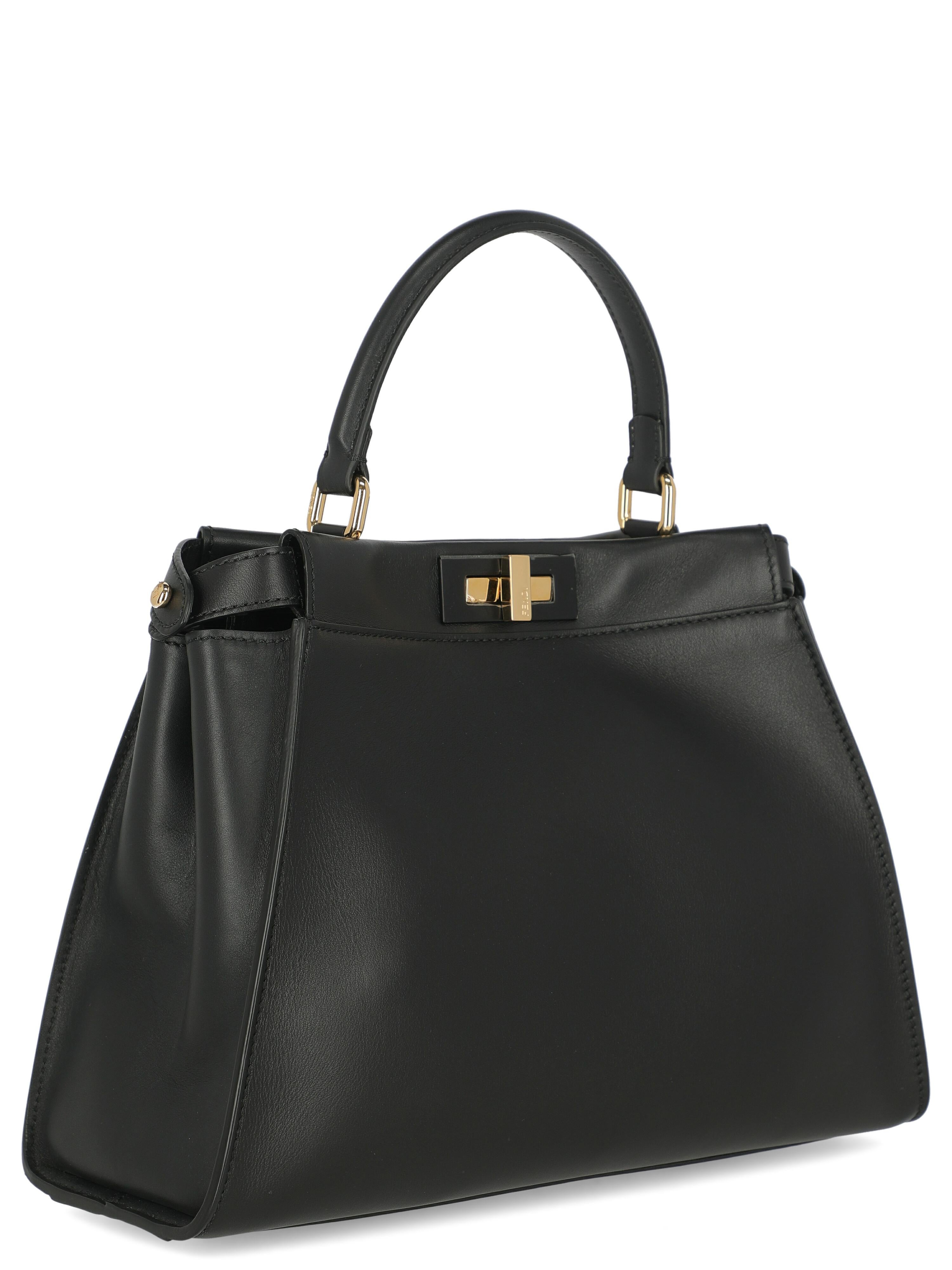 Fendi Women  Handbags  Peekaboo Black Leather In Excellent Condition For Sale In Milan, IT