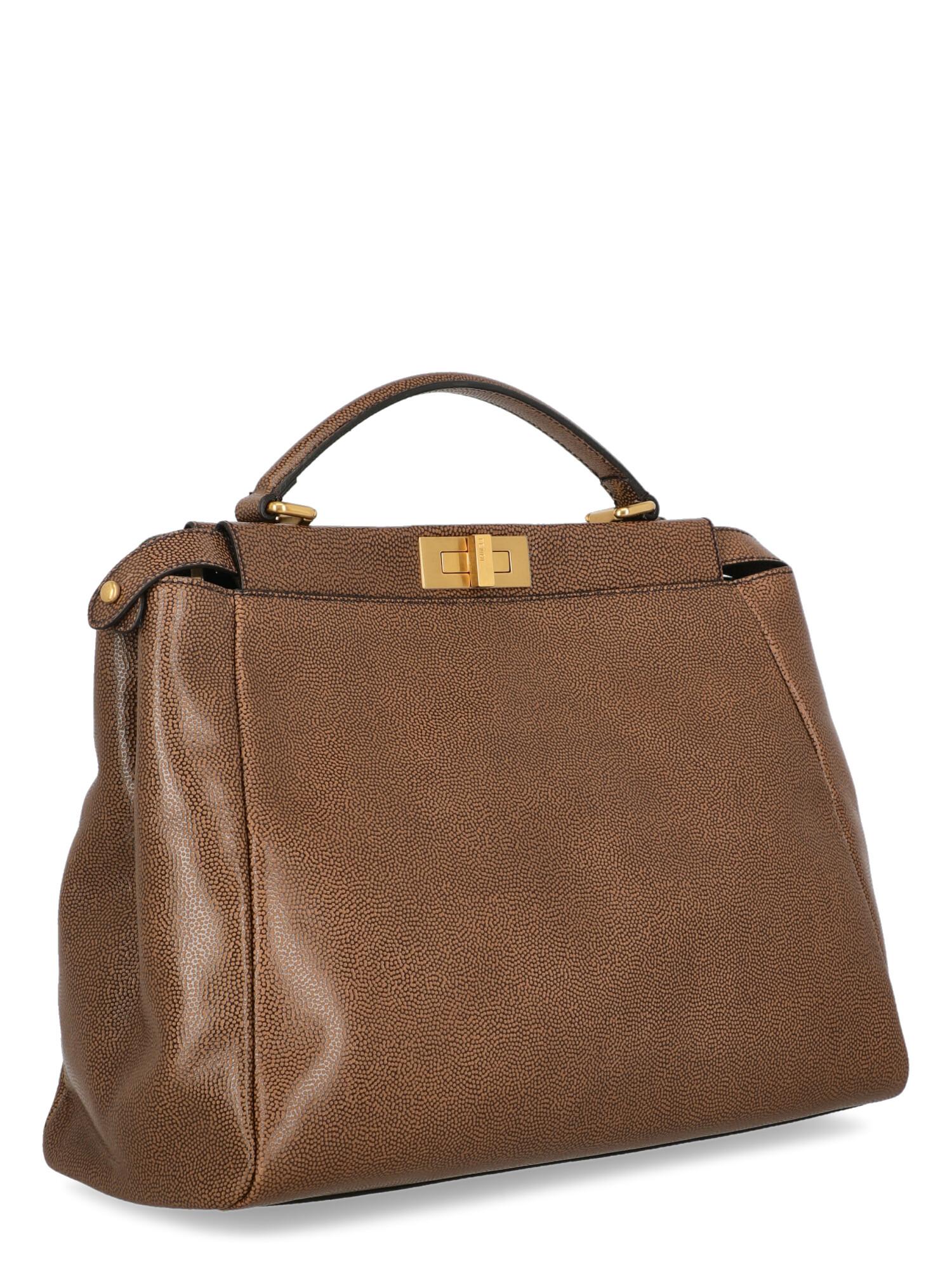 Fendi Women  Handbags  Peekaboo Brown Leather In Excellent Condition For Sale In Milan, IT