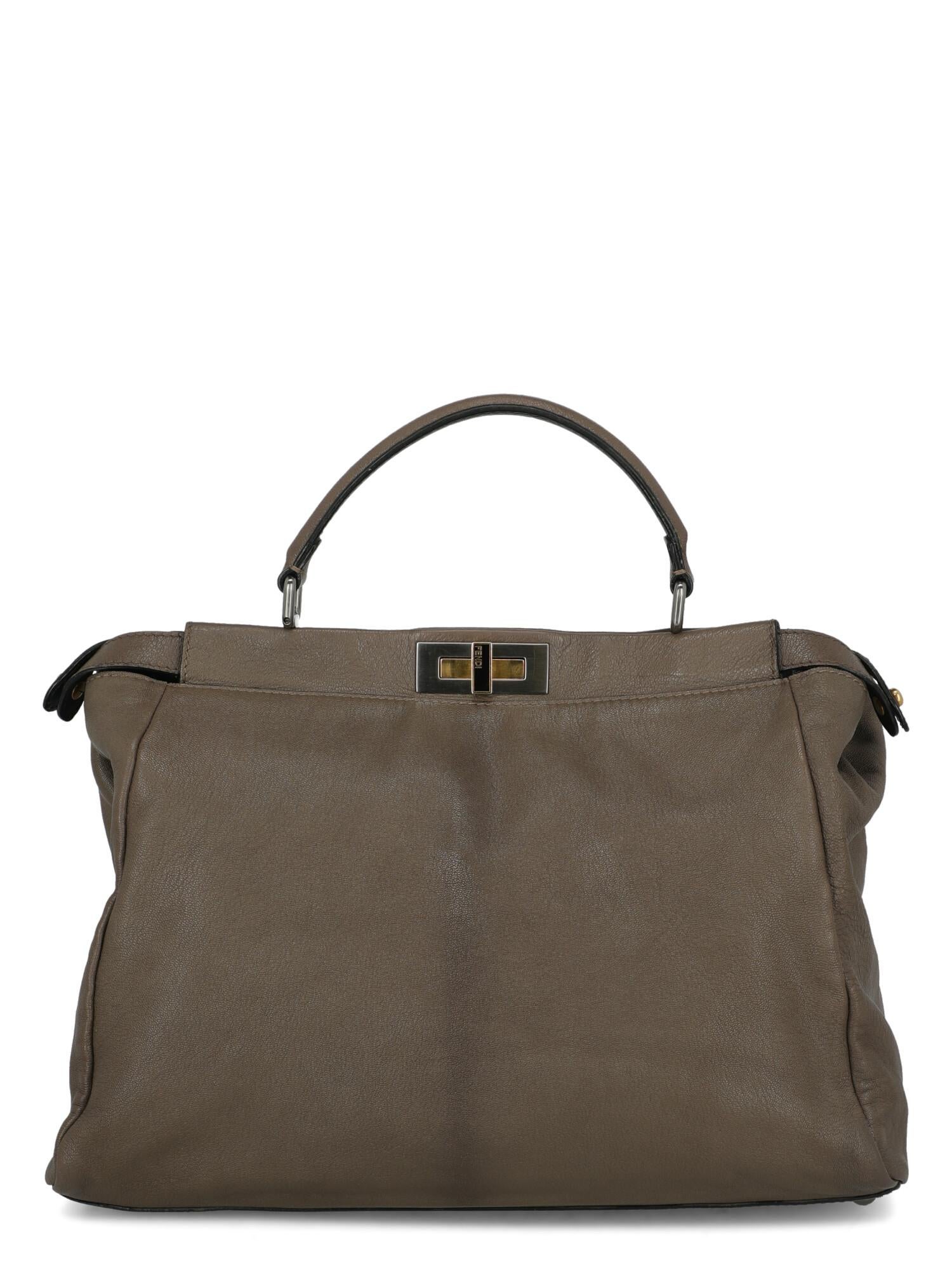 Fendi Women  Handbags Peekaboo Brown Leather In Good Condition For Sale In Milan, IT
