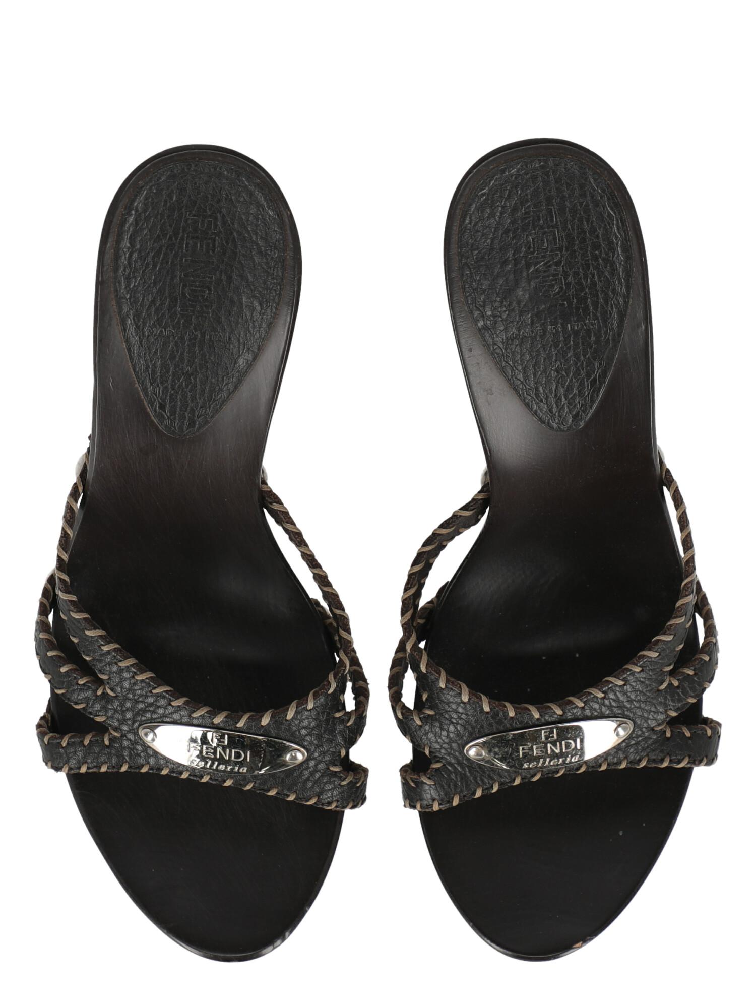 Fendi Women  Sandals Brown Leather IT 38.5 For Sale 1