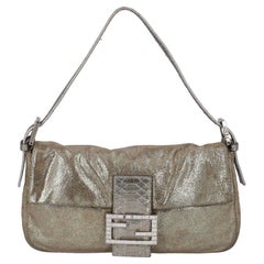 Fendi Frauen Umhängetaschen Baguette Gold Leder