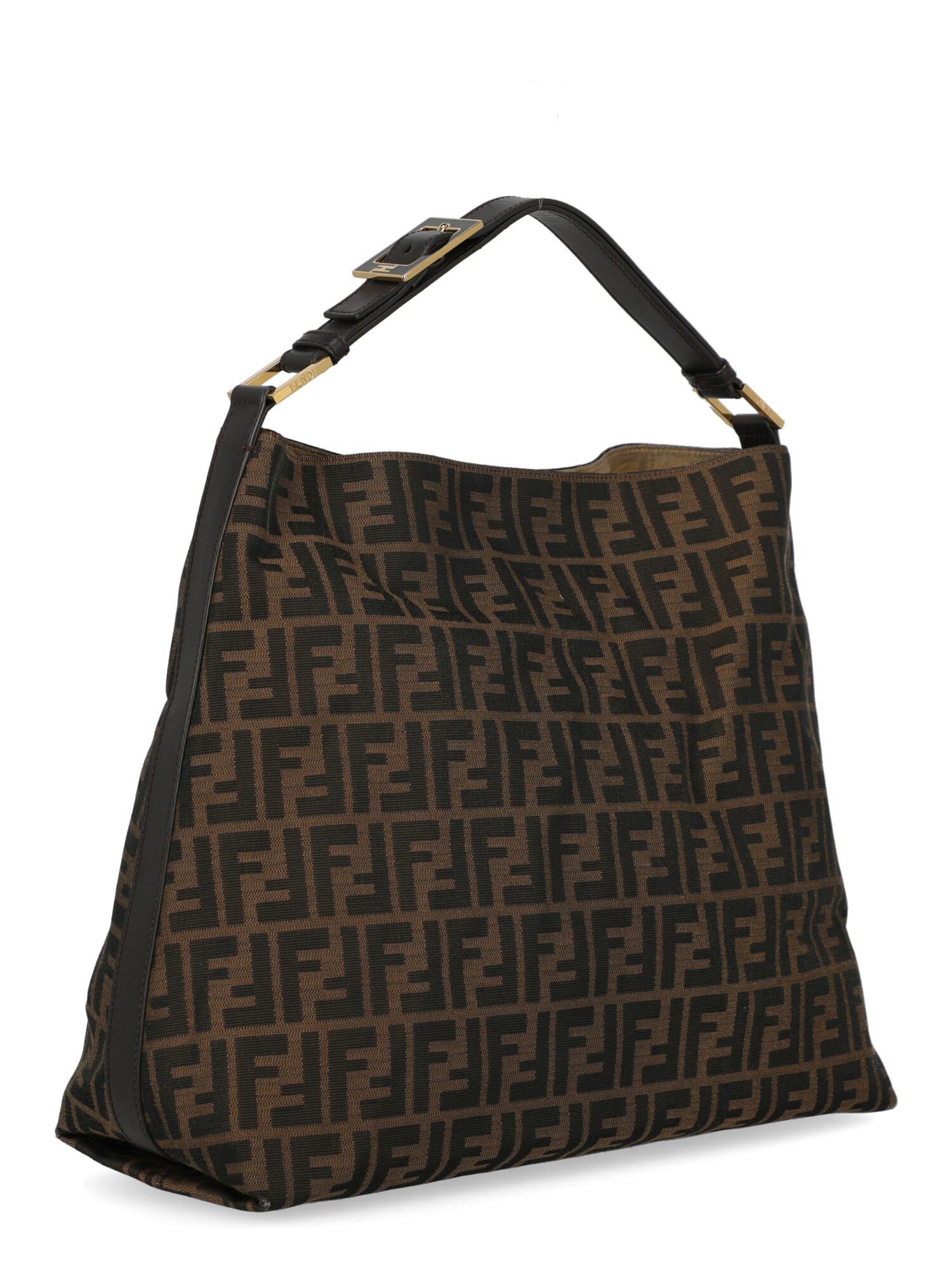 Fendi  Women   Shoulder bags   Brown Fabric In Good Condition For Sale In Milan, IT