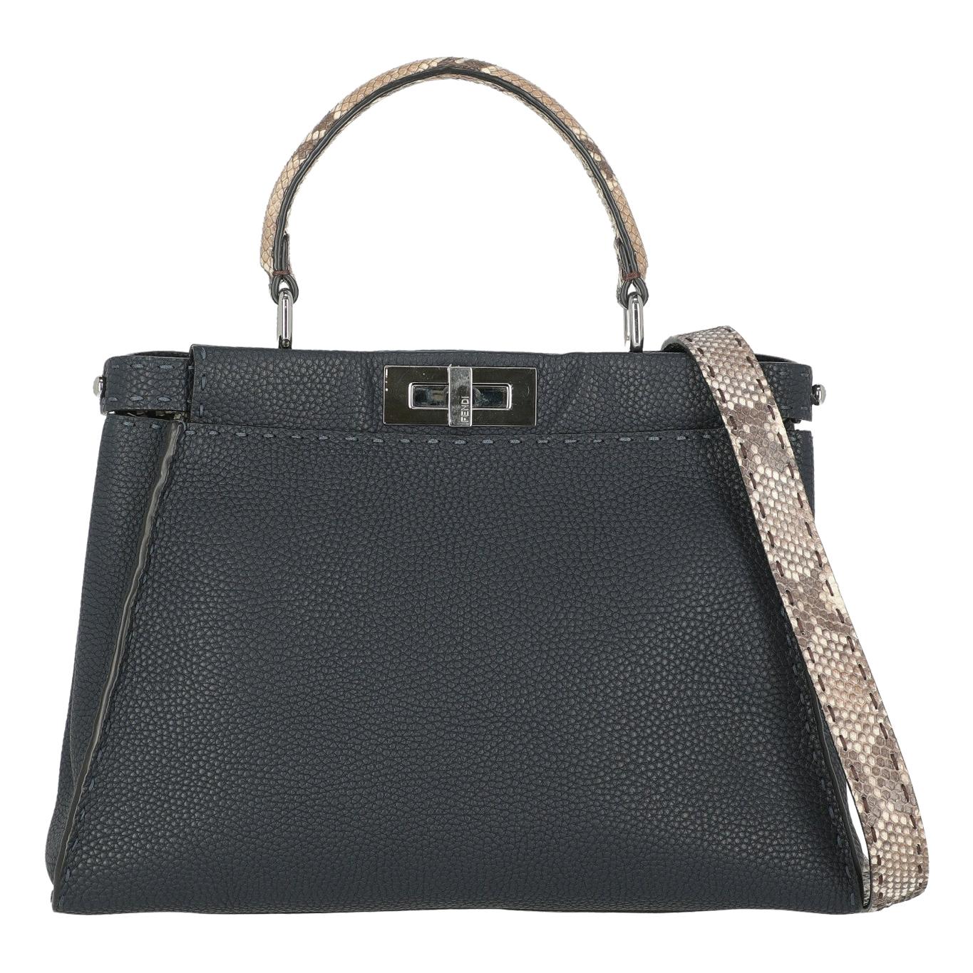 Fendi Women's Handbag Peekaboo Beige/Navy Leather For Sale