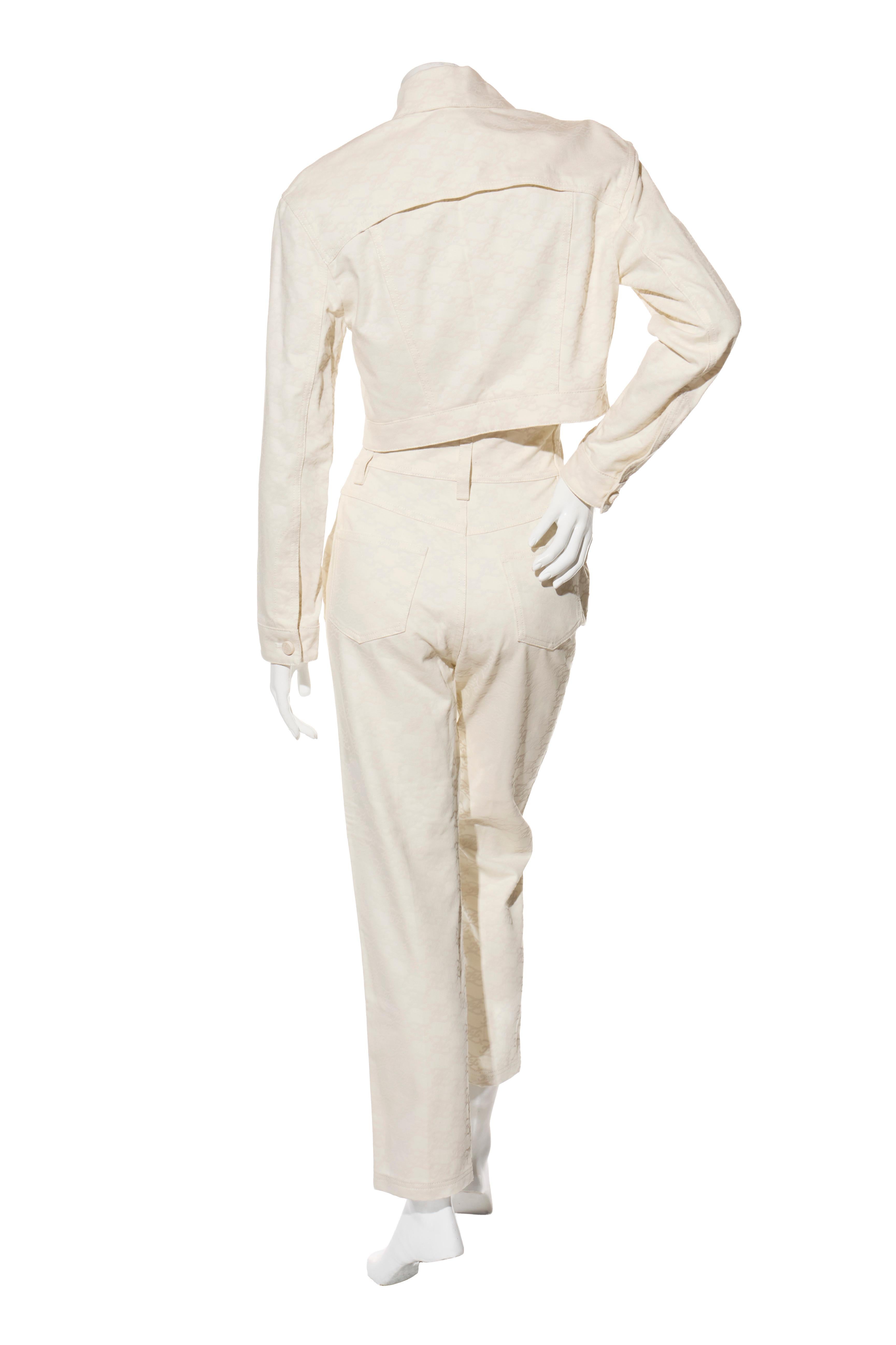 Fendi Donna Avorio FF Monogram Denim Jacket & Pants Set IT 40 Made in Italy In condizioni buone in vendita a Woodland Hills, CA