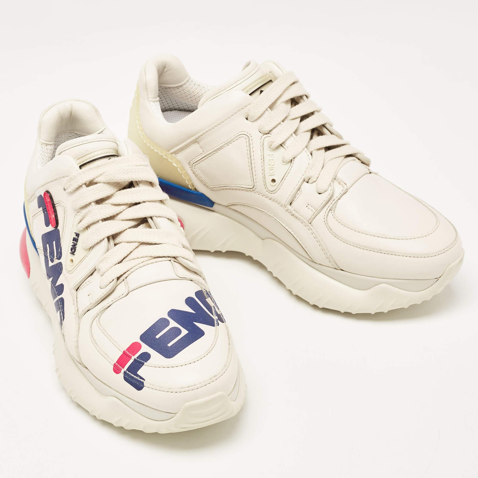 Fendi X Fila Cremefarbene Fila Mania Plateau-Turnschuhe aus Leder 35.5 im Zustand „Neu“ im Angebot in Dubai, Al Qouz 2