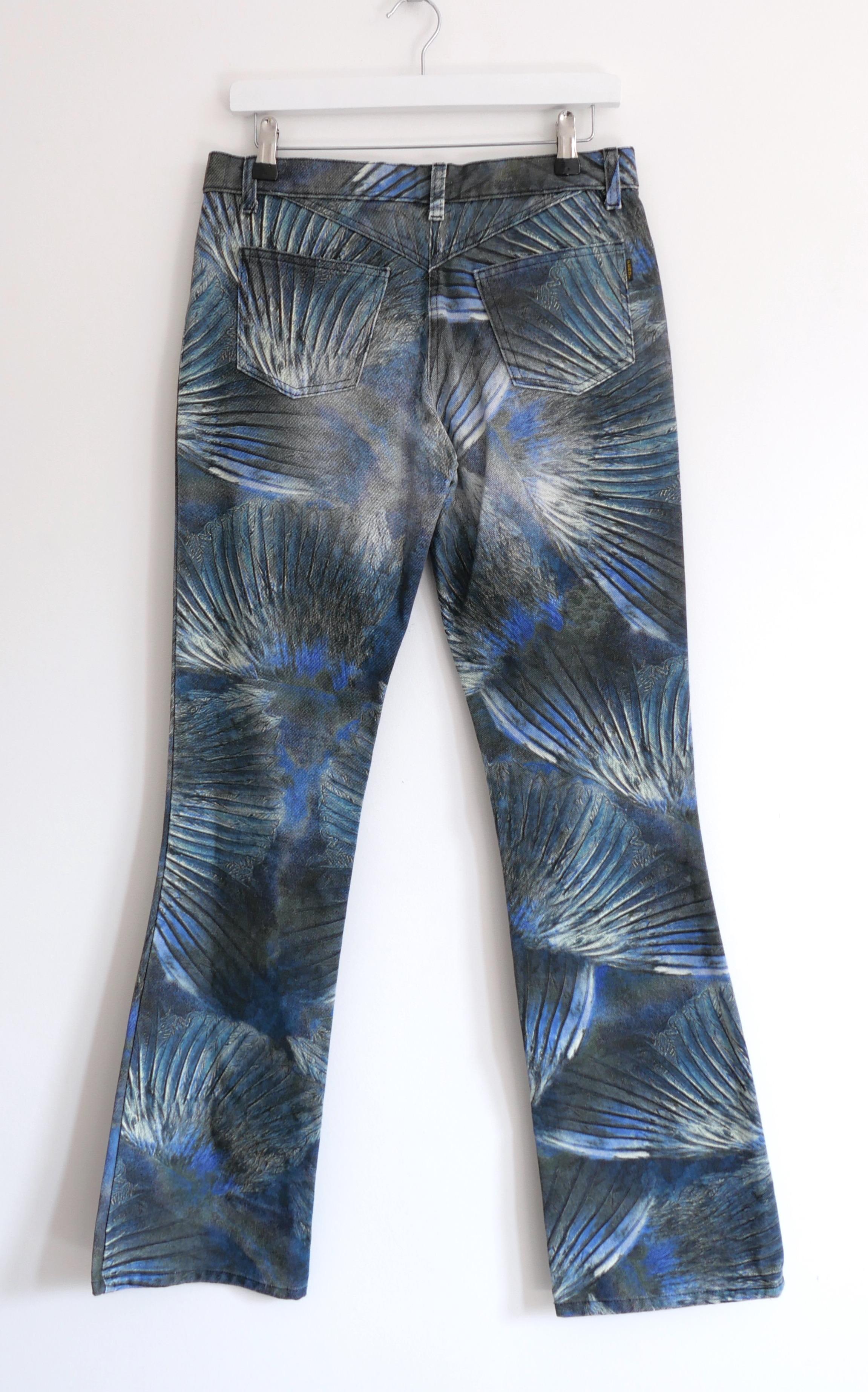 Fendi x Karl Lagerfeld Vintage Spring 2003 Feather Print Jeans In New Condition For Sale In London, GB