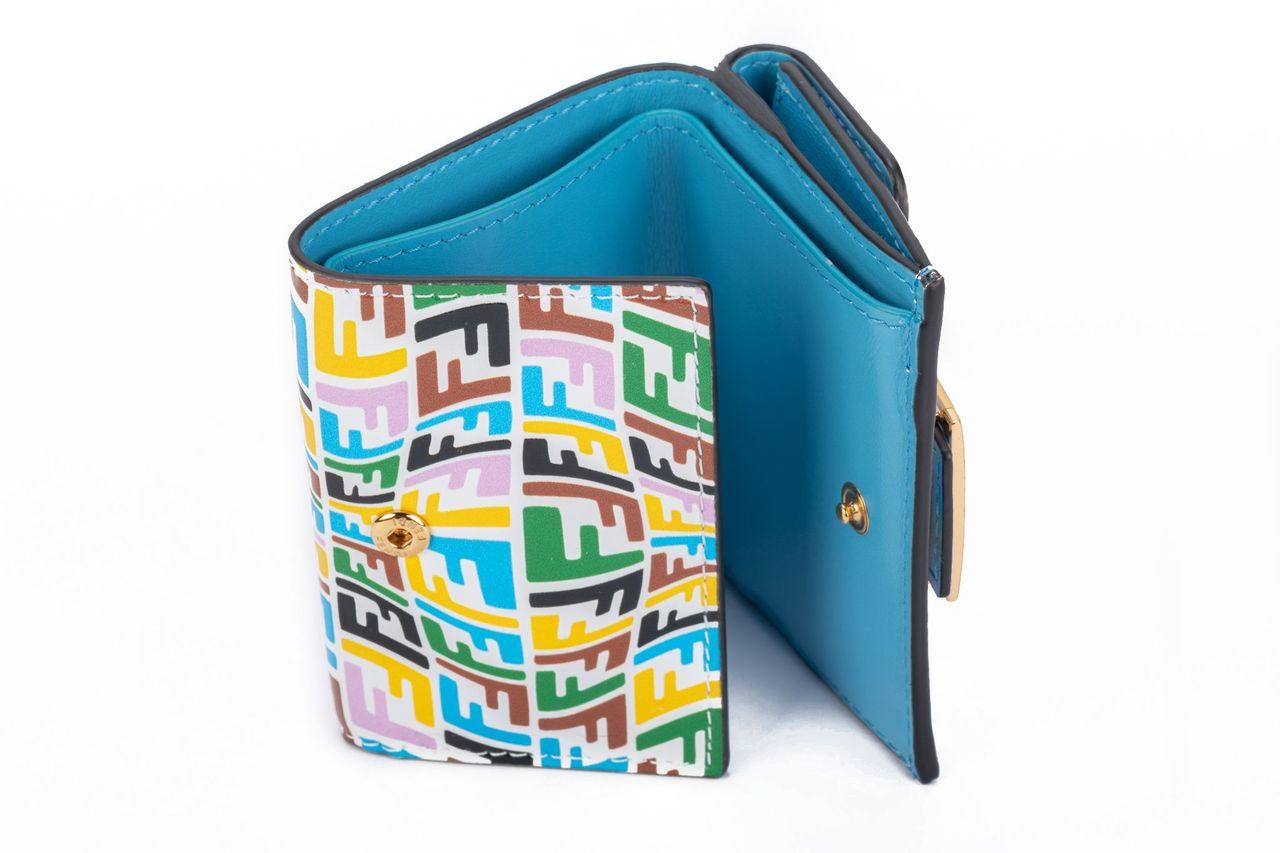Fendi x Sarah Coleman Wallet NIB 2