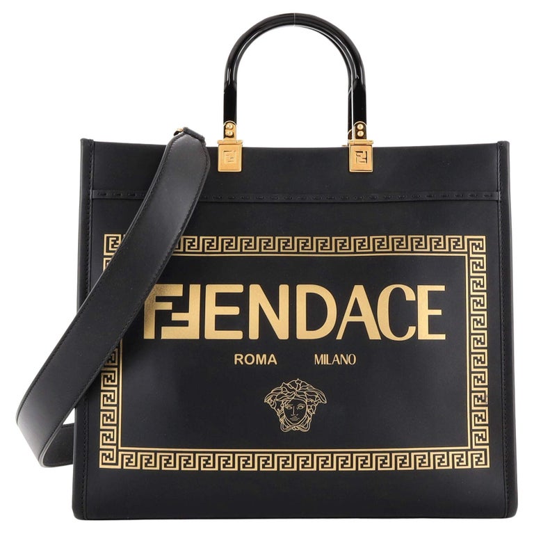 Fendi Black Logo Shopper Tote Bag 104f45