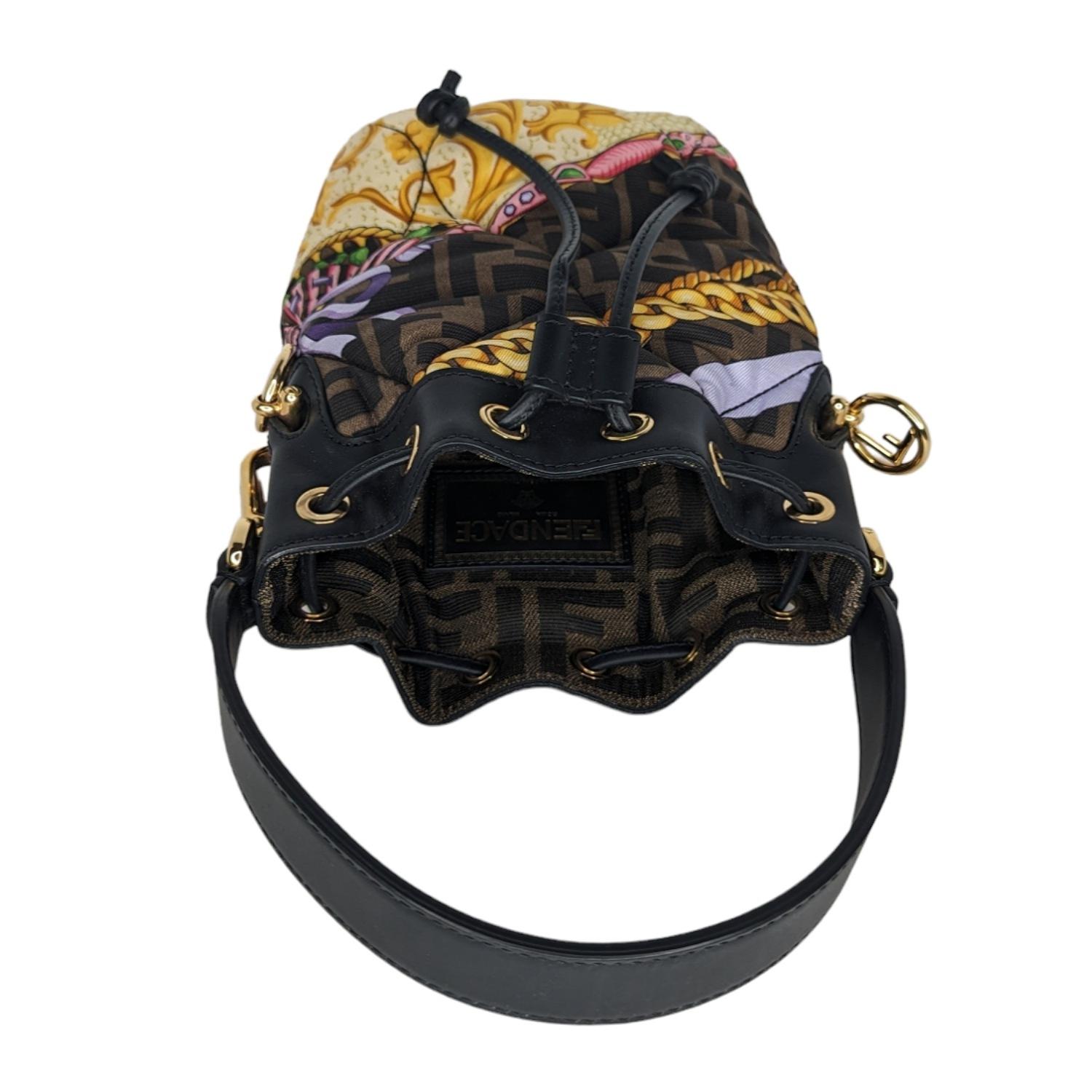  Fendi x Versace - Sac seau baroque Mon Tresor Zucca Fendace Unisexe 