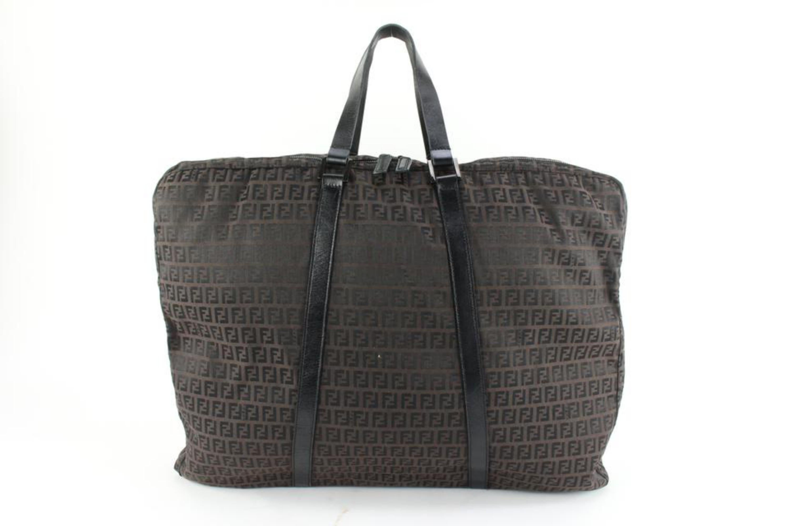 Fendi XL Brown Monogram FF Travel Tote Bag 17f616s In Excellent Condition In Dix hills, NY