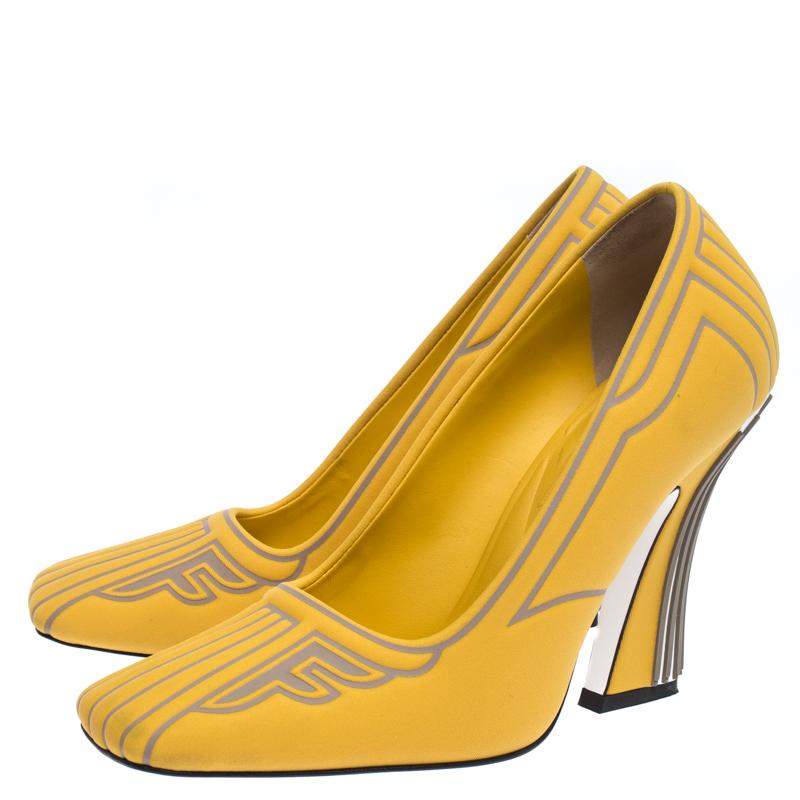 Women's Fendi Yellow/Grey Neoprene And Rubber Square Toe Ffreedom Pumps Size 37