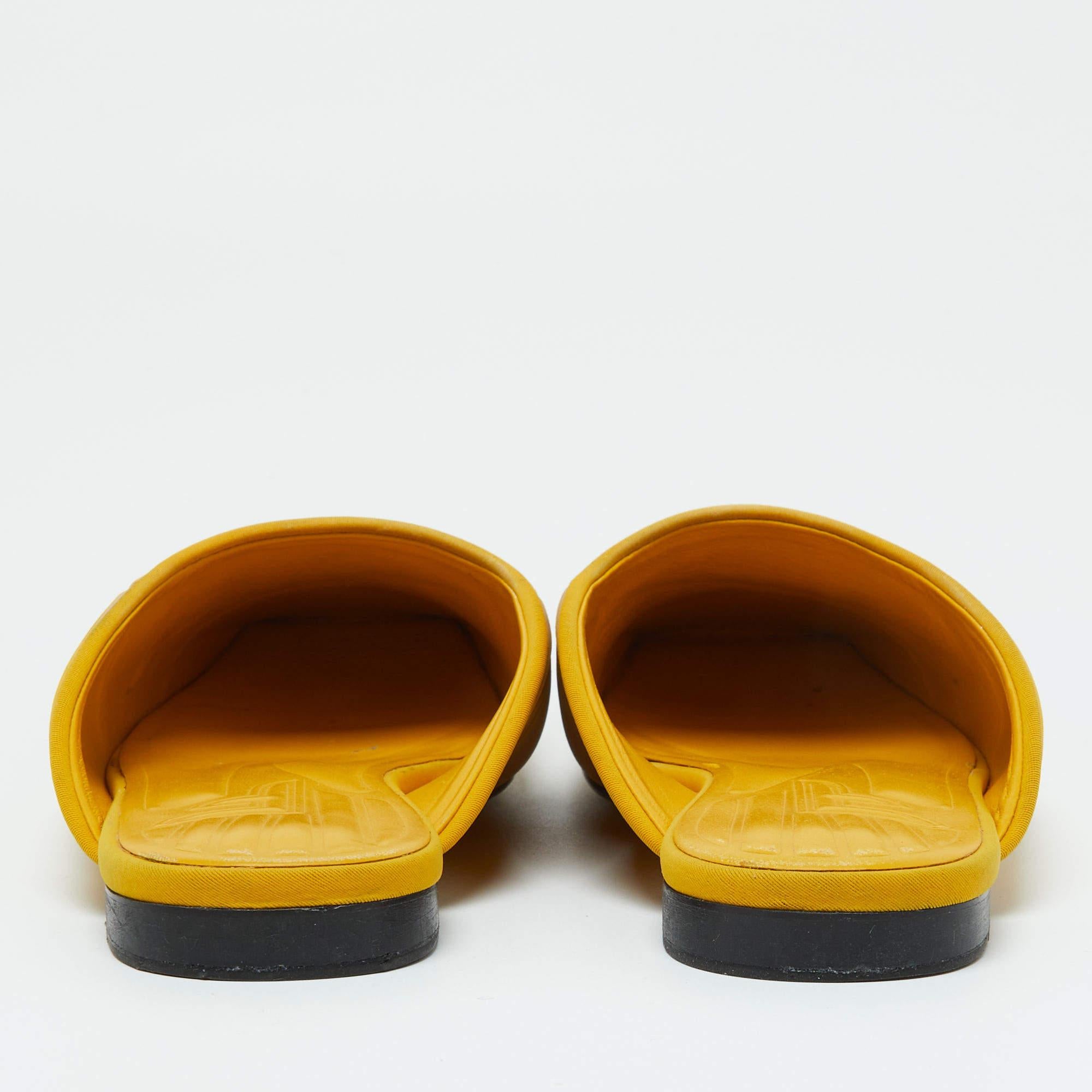  Fendi Mules FFreedom jaune en néoprène, taille 37 Pour femmes 