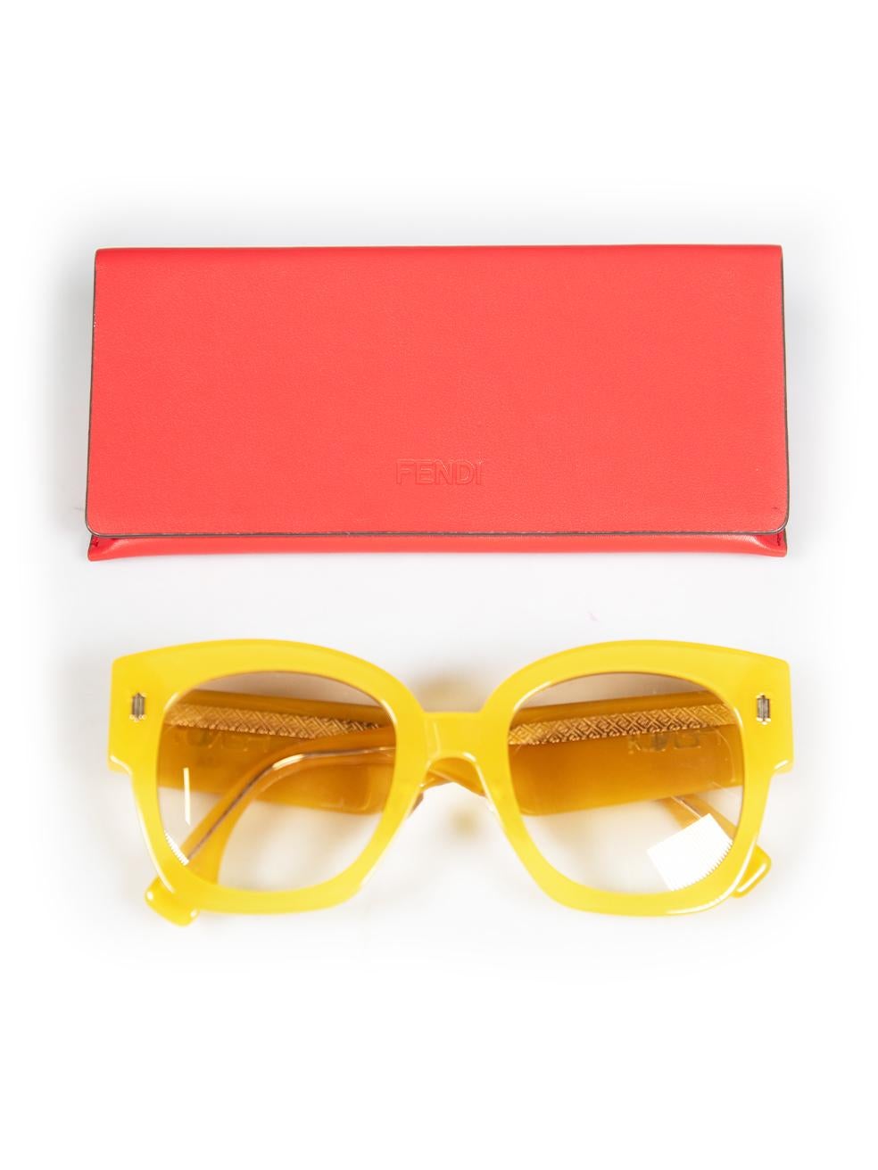 Fendi Yellow Oversized Square Frame Sunglasses For Sale 1