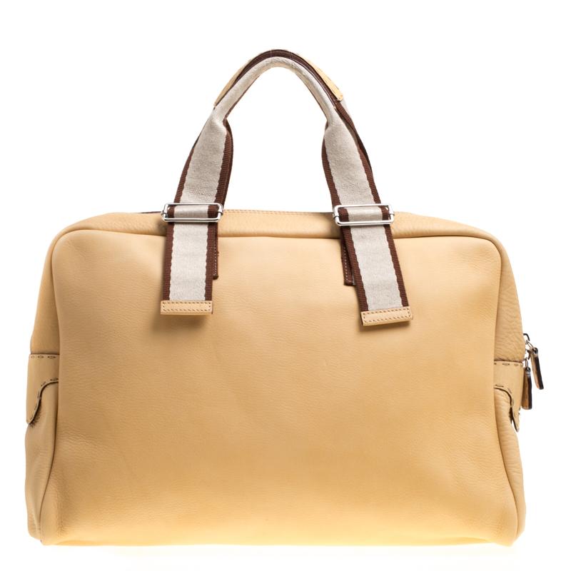 Fendi Yellow Selleria Leather Weekender Bag In Good Condition In Dubai, Al Qouz 2